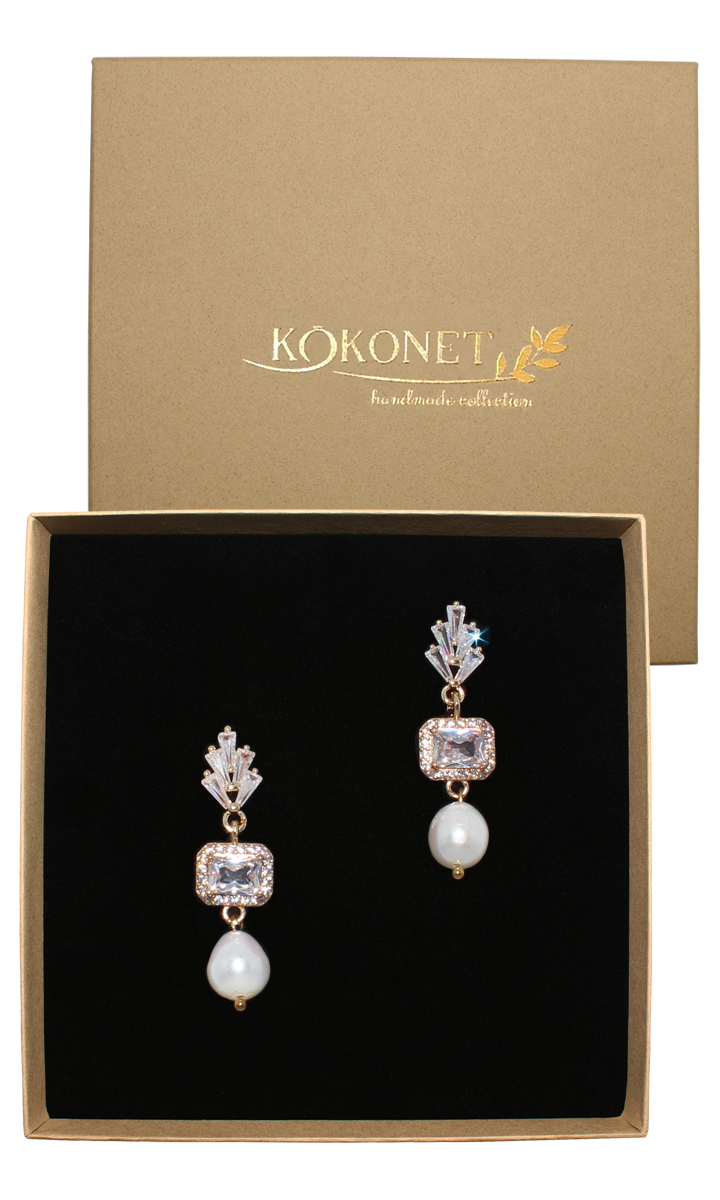 Zlaté náušnice svatební perly zirkony Handmade krabička dárek Swarovski