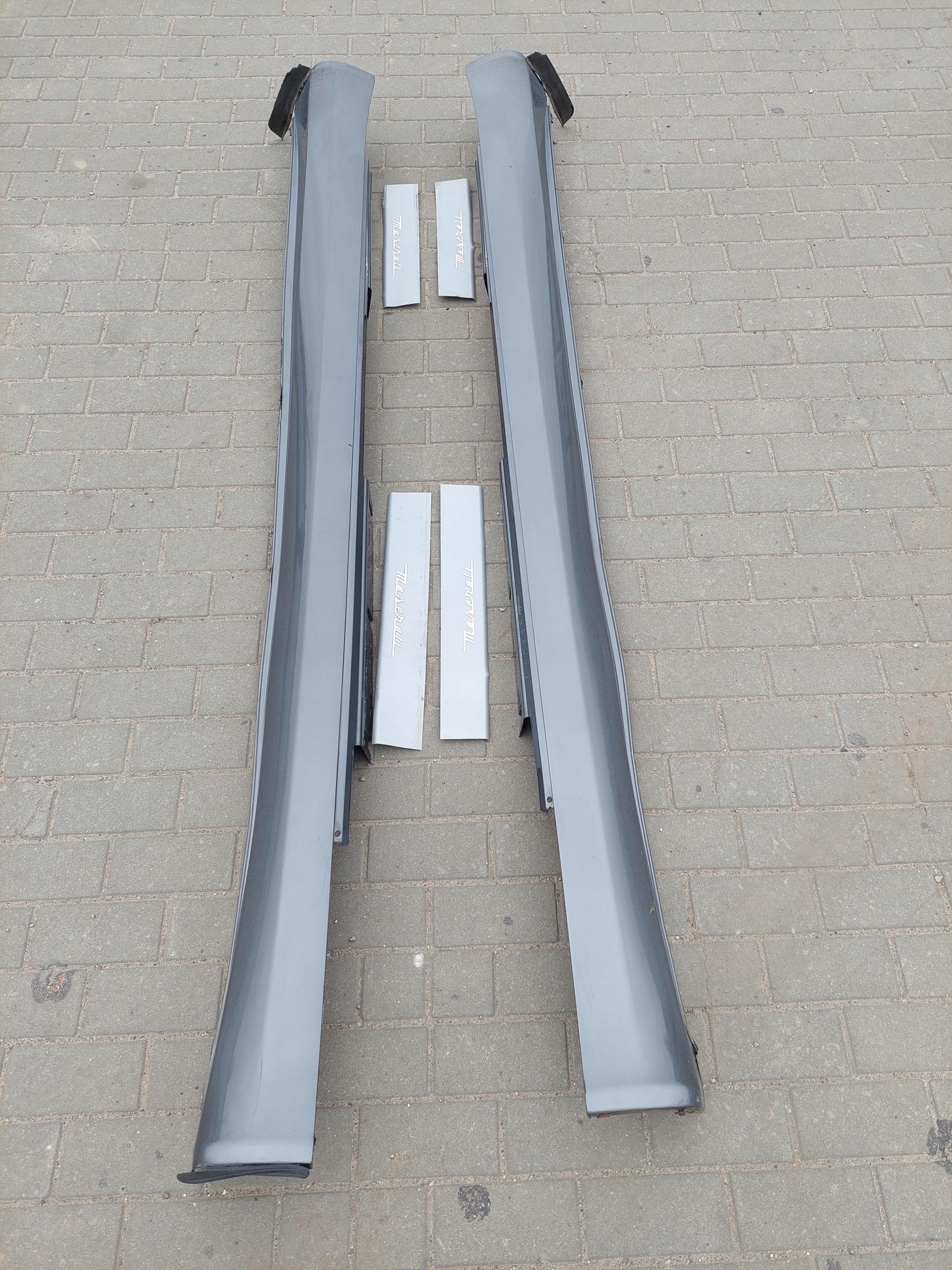 moulding threshold left right threshold left right MASERATI QUATTROPORTE V