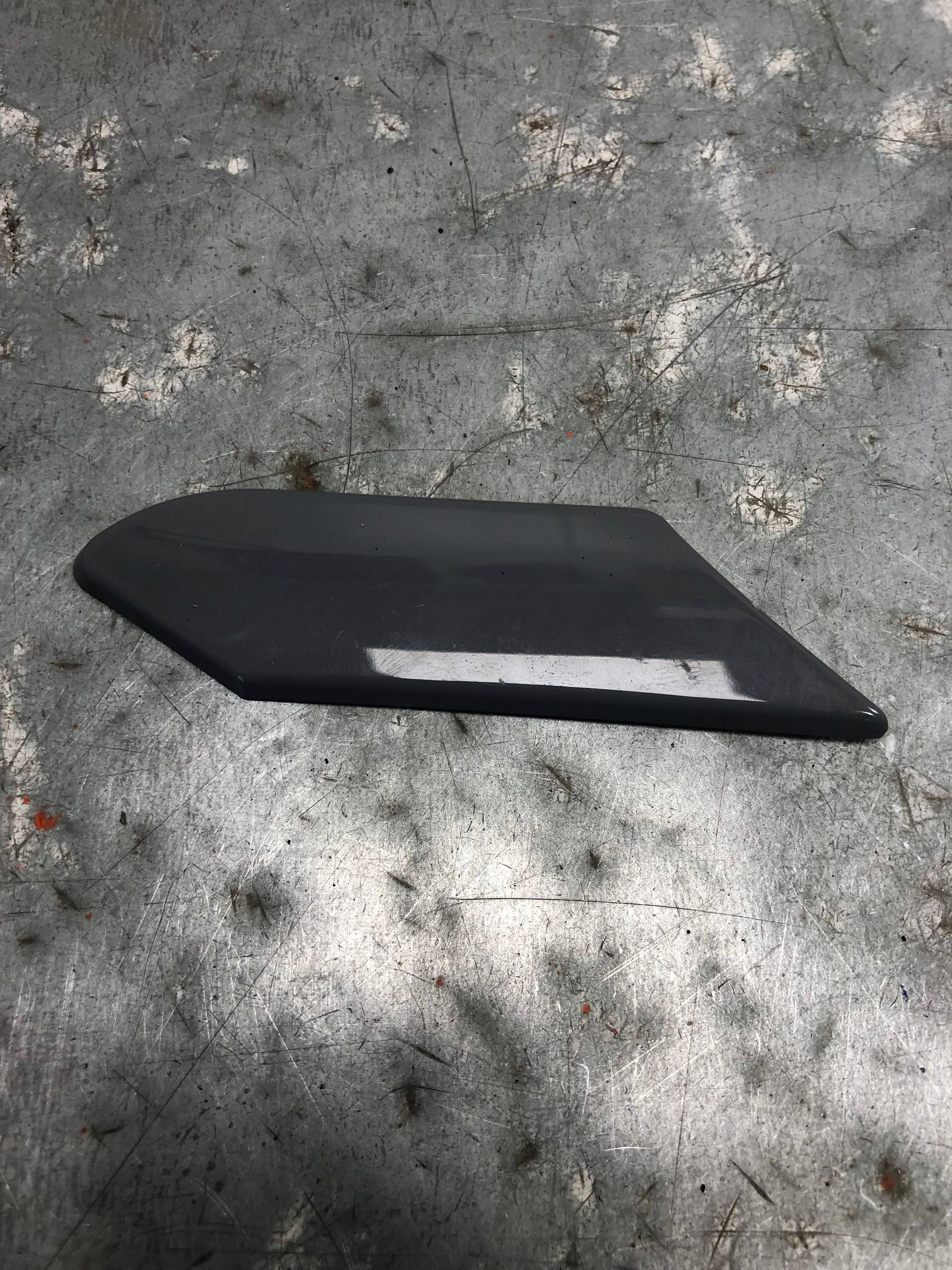 moulding SLUPKA left front VW ID4 ID.4 11A853265