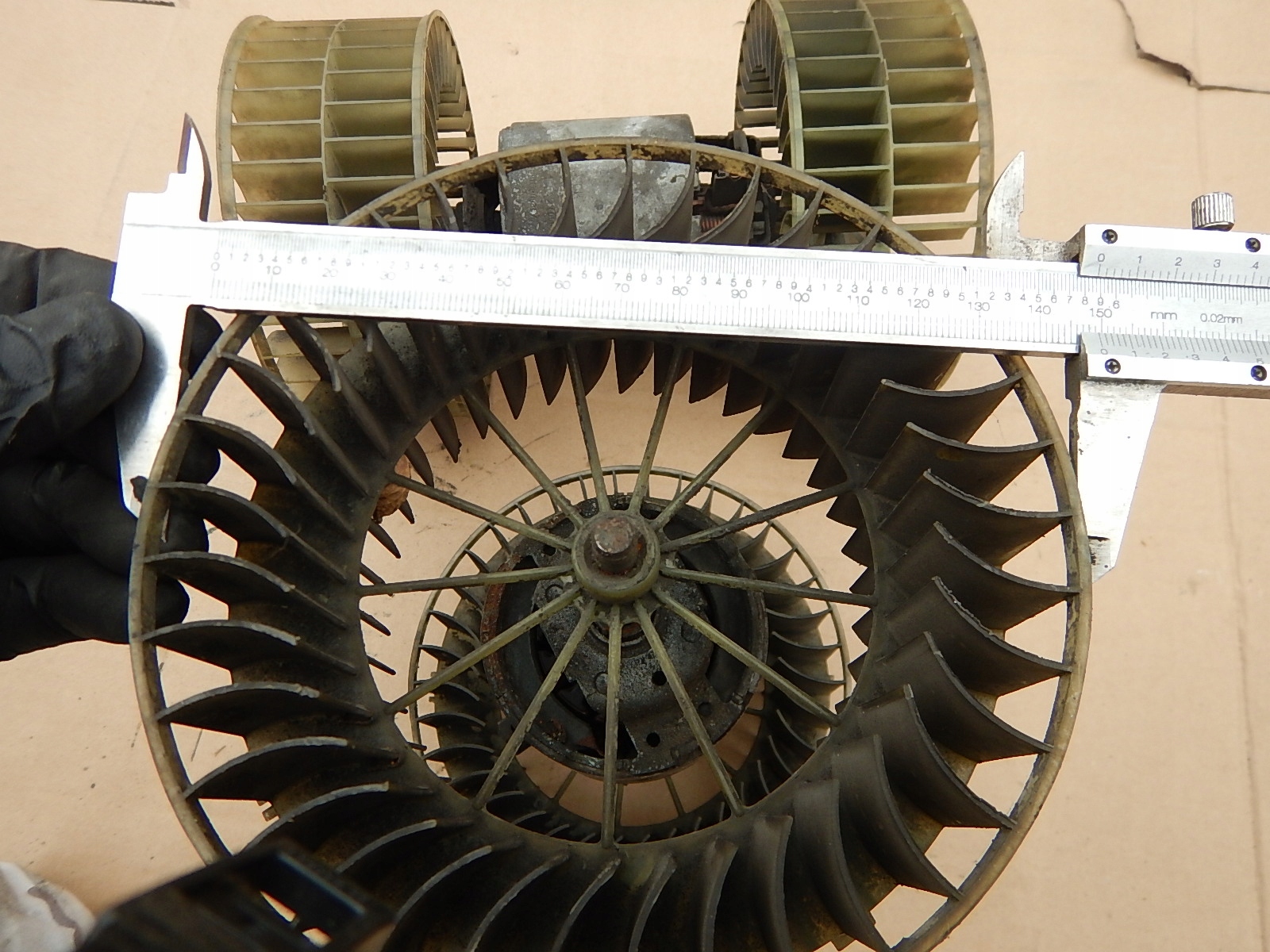 ventilátor topení mercedes W124 klimatyzacja