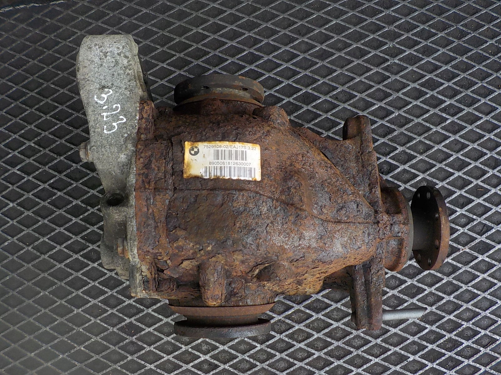 BMW 3 (E90) diff 2.5 B differential differential 7529108-02 3.23