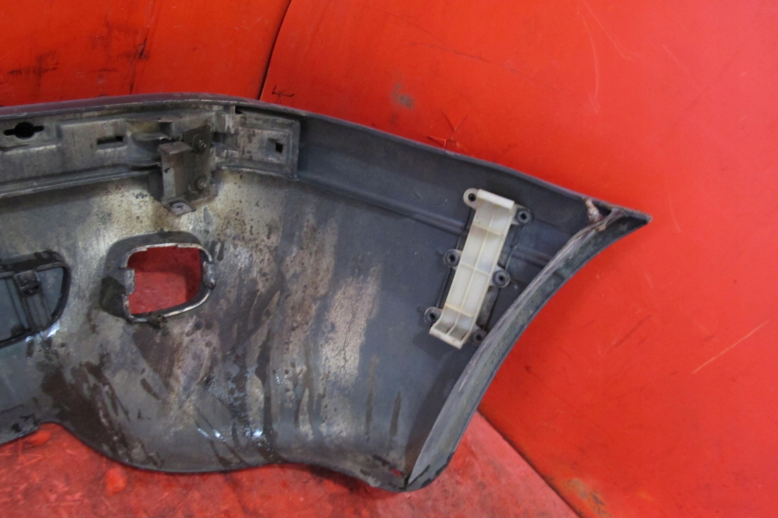 AUDI 80 B3 86-91 nárazník předek přední