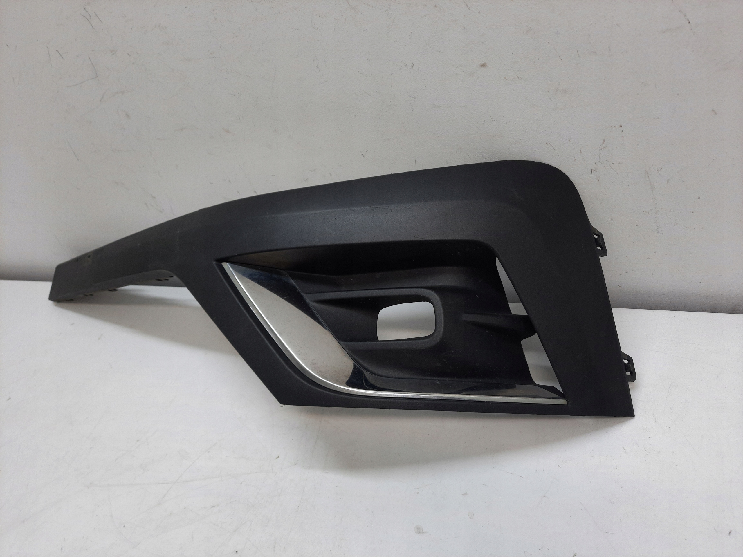 RENAULT TRAFIC 3 III IV LIFT 20- grid of a bumper left front original