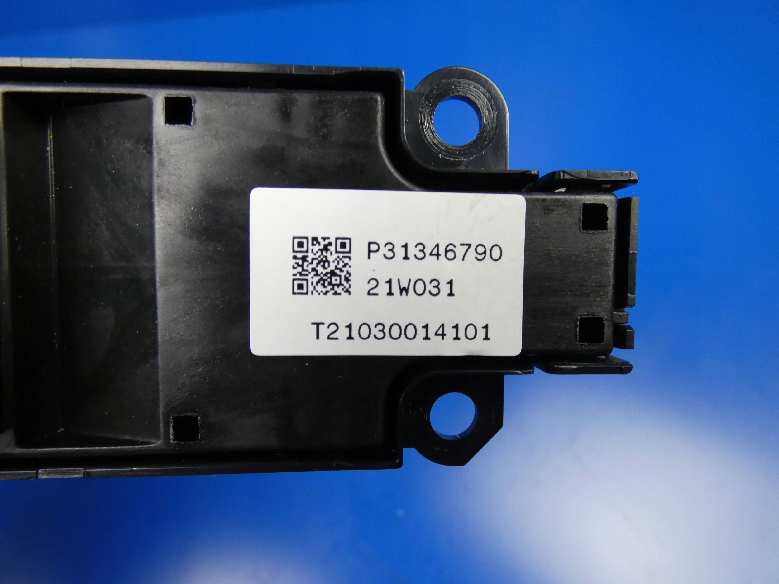 VOLVO XC90 II V90 XC60 II control panel RADIA switch of warning lights