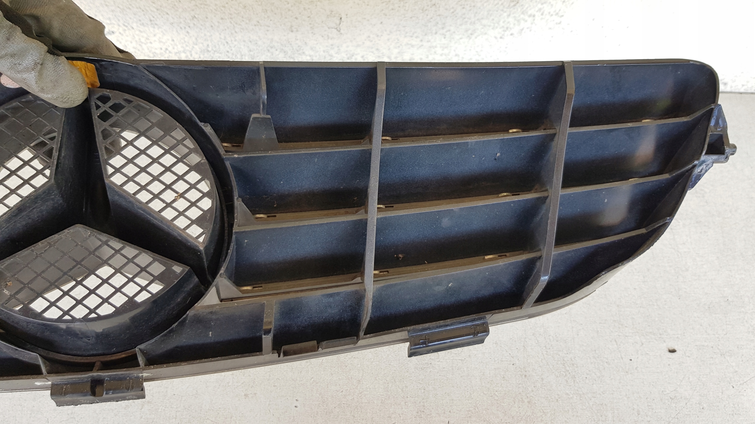 Mercedes-Benz CLK-Klasse W209 Kühlergrill FRONTGRILL Kühlergitter - Thumbnail 4