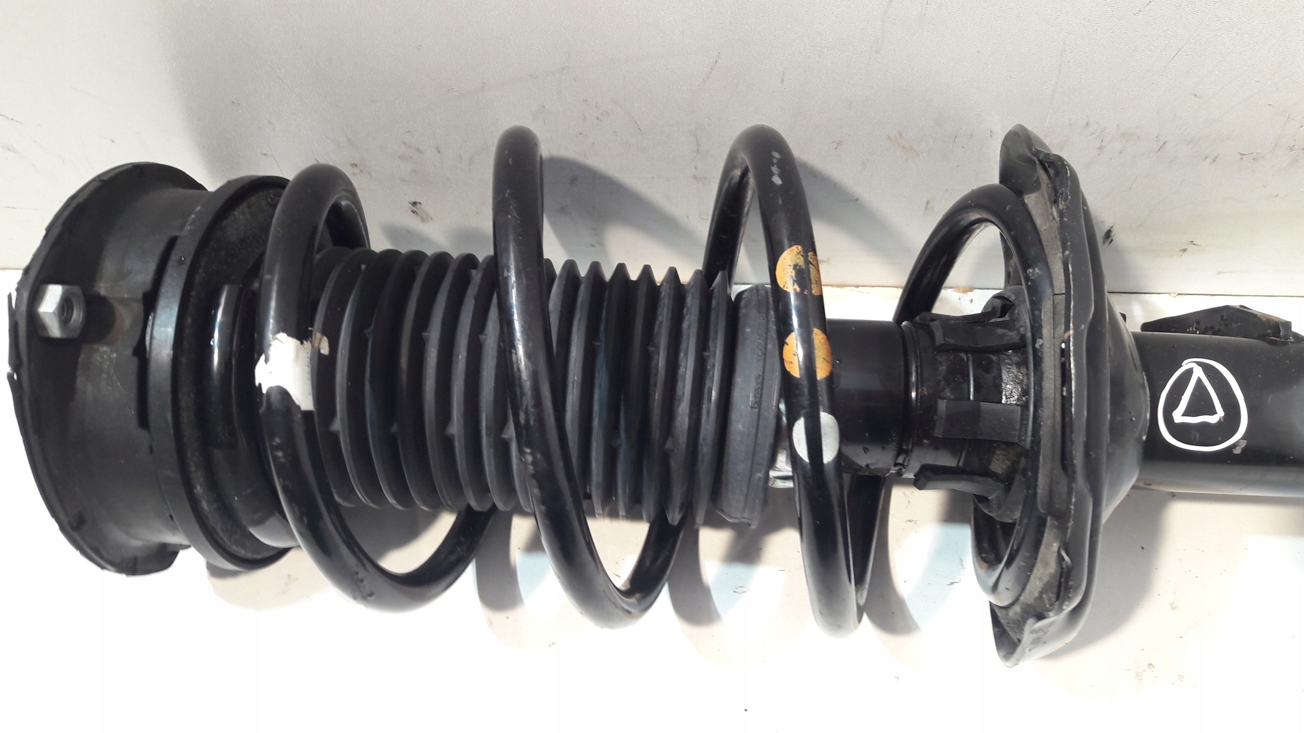 VW GOLF AUDI A3 2022 IBIZA IV shock absorber left front McPherson 5Q0412331E