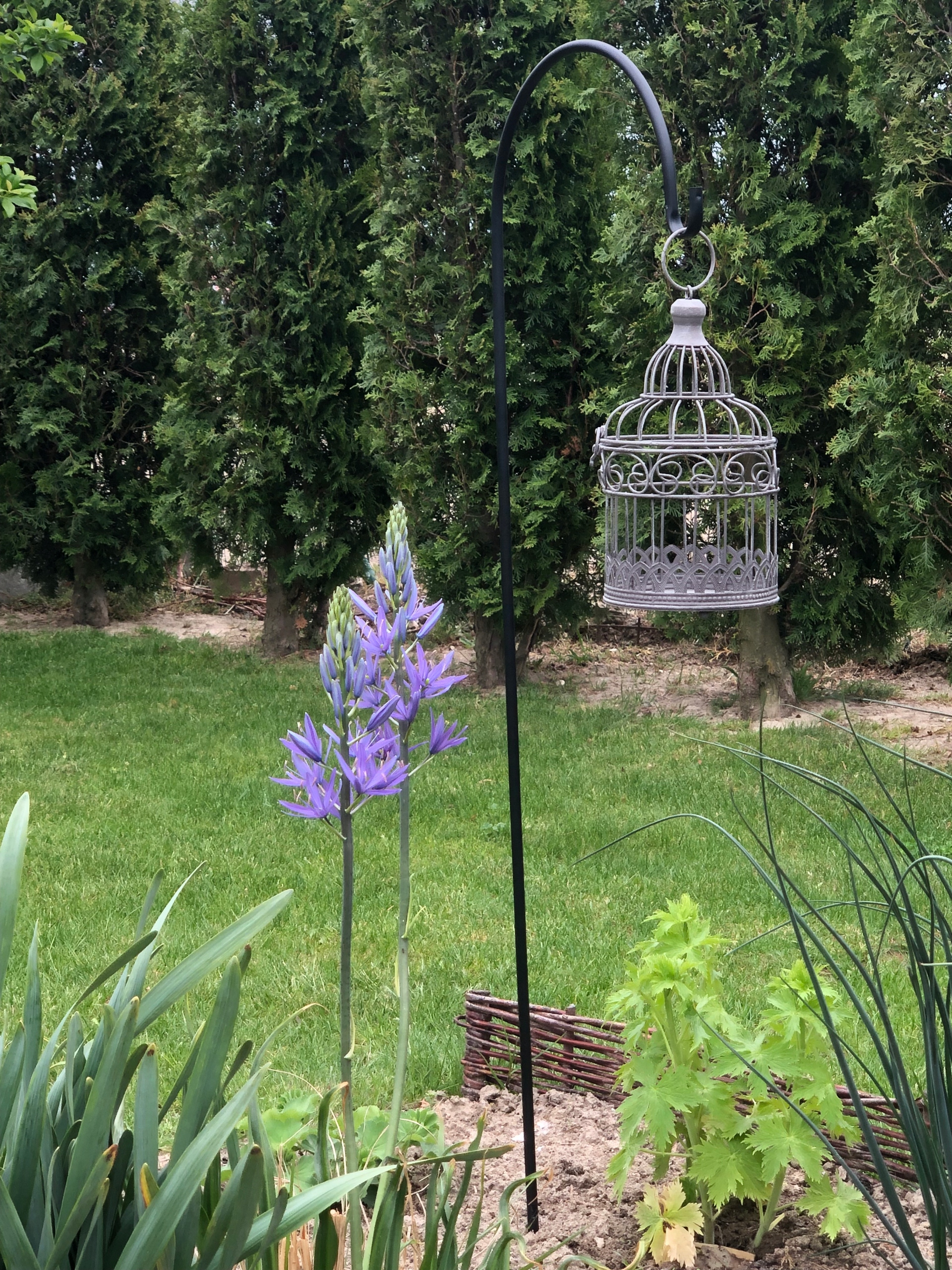 LATARNIA OGRODOWA STOJĄCA HAK WIESZAK DO ZIEMI UCHWYT NA DONICE LAMPION Marka Kapaga