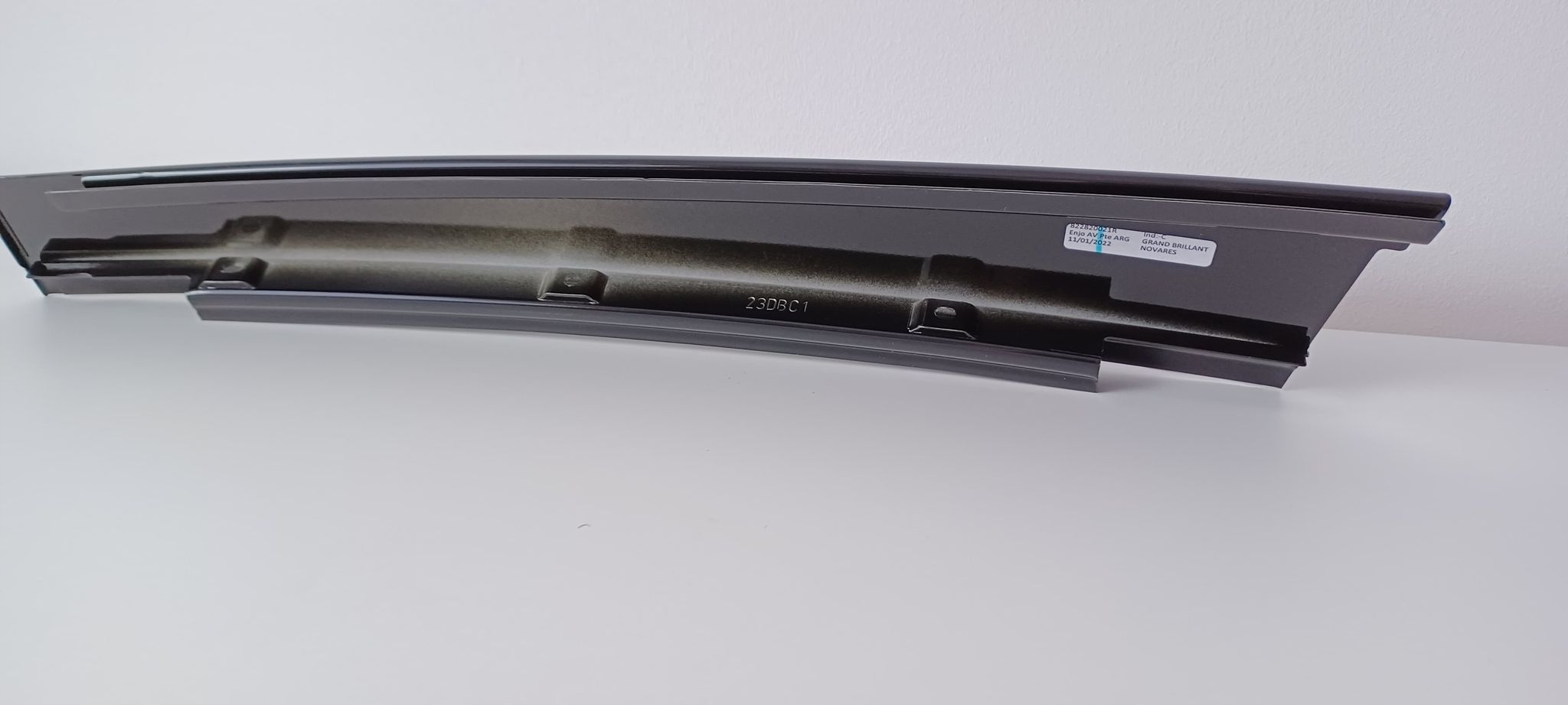 moulding pillar trim left rear part RENAULT 822820021R