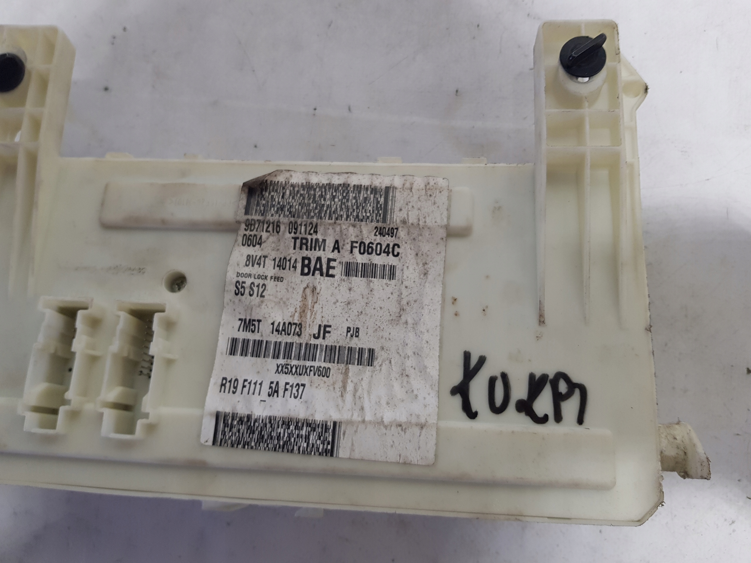 FORD KUGA MK1 Unité commande confort BSI Module fusibles