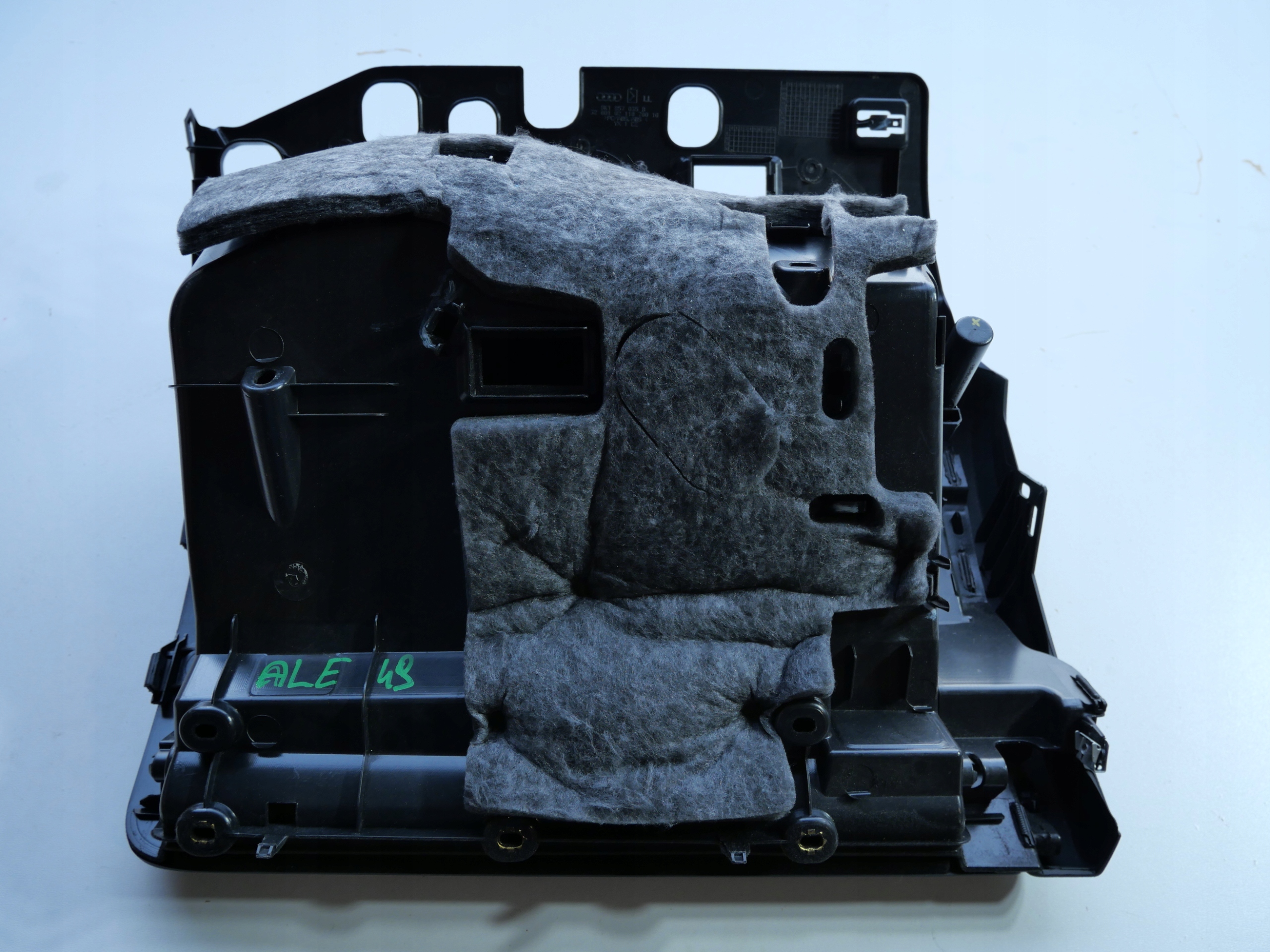 AUDI A4 B8 Handschuhfach des Beifahrers 8K1857035B