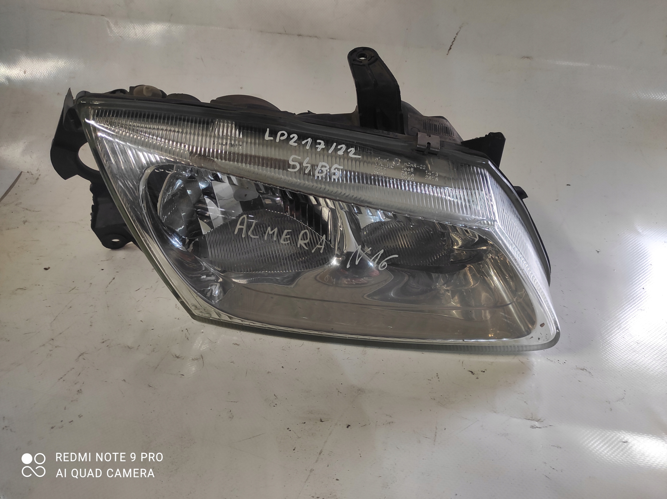 REFLEKTOR light right front NISSAN ALMERA N16