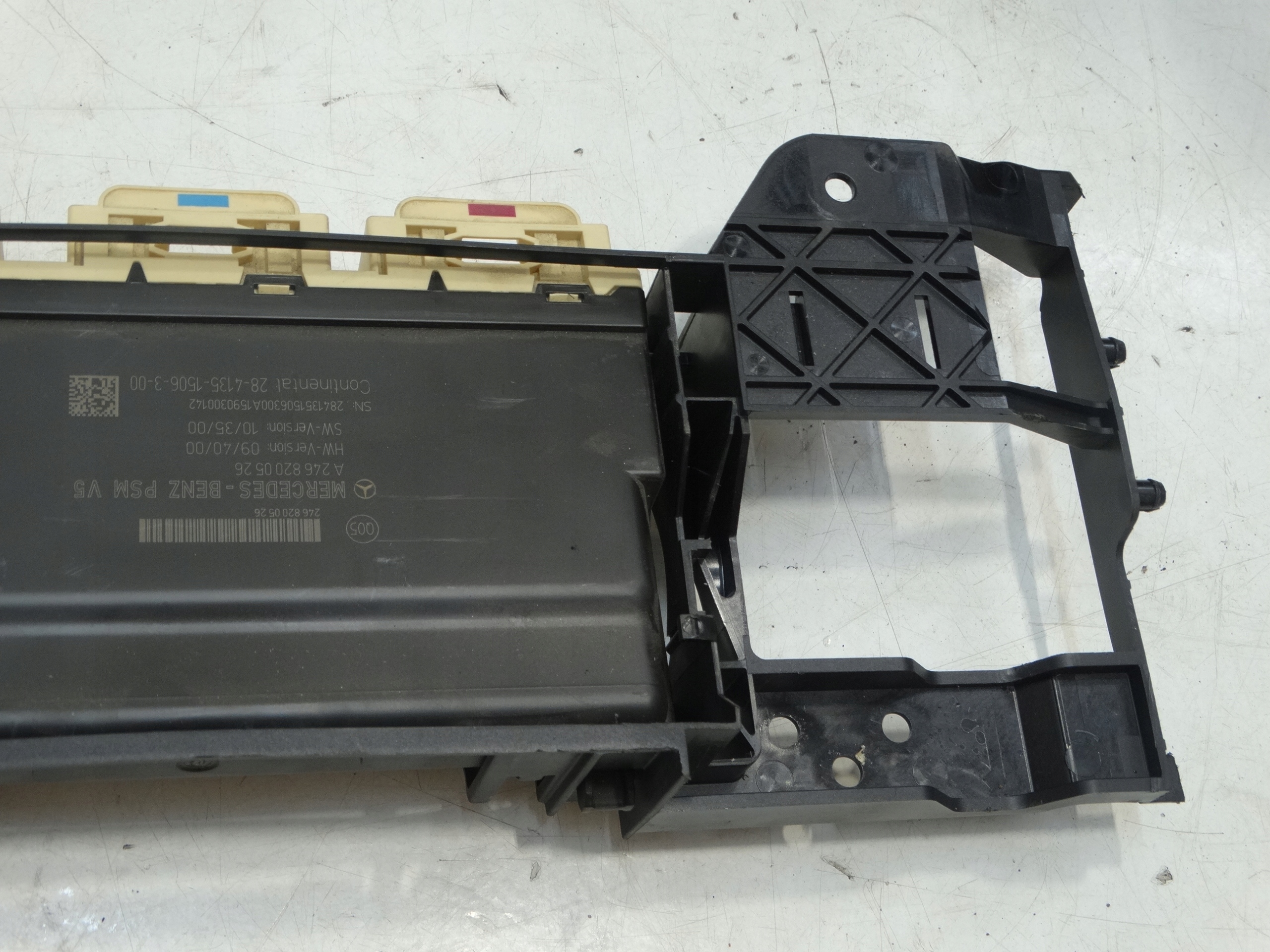 module control unit seat left front MERCEDES W117 W176 W246 A2468200526