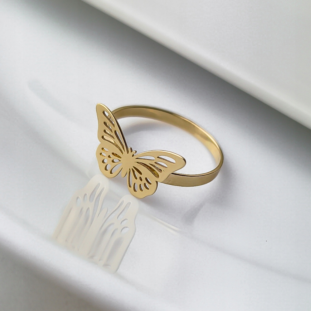 Zlatý prstýnek – pr.585