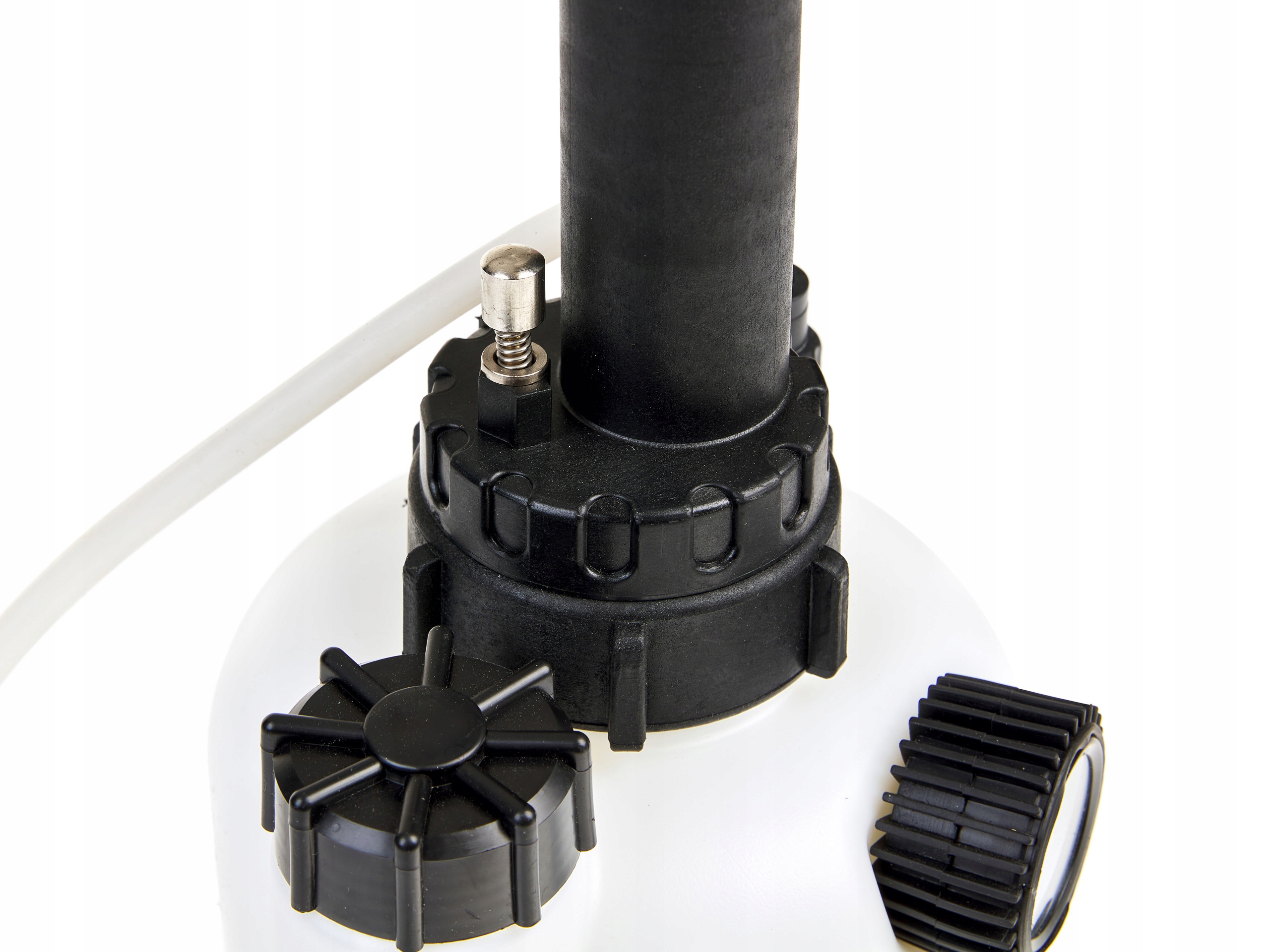 ИНСТРУМЕНТ ДЛЯ ЗАМЕНЫ ВЕНТИЛЯЦИОННОЙ ТОРМОЗНОЙ ЖИДКОСТИ