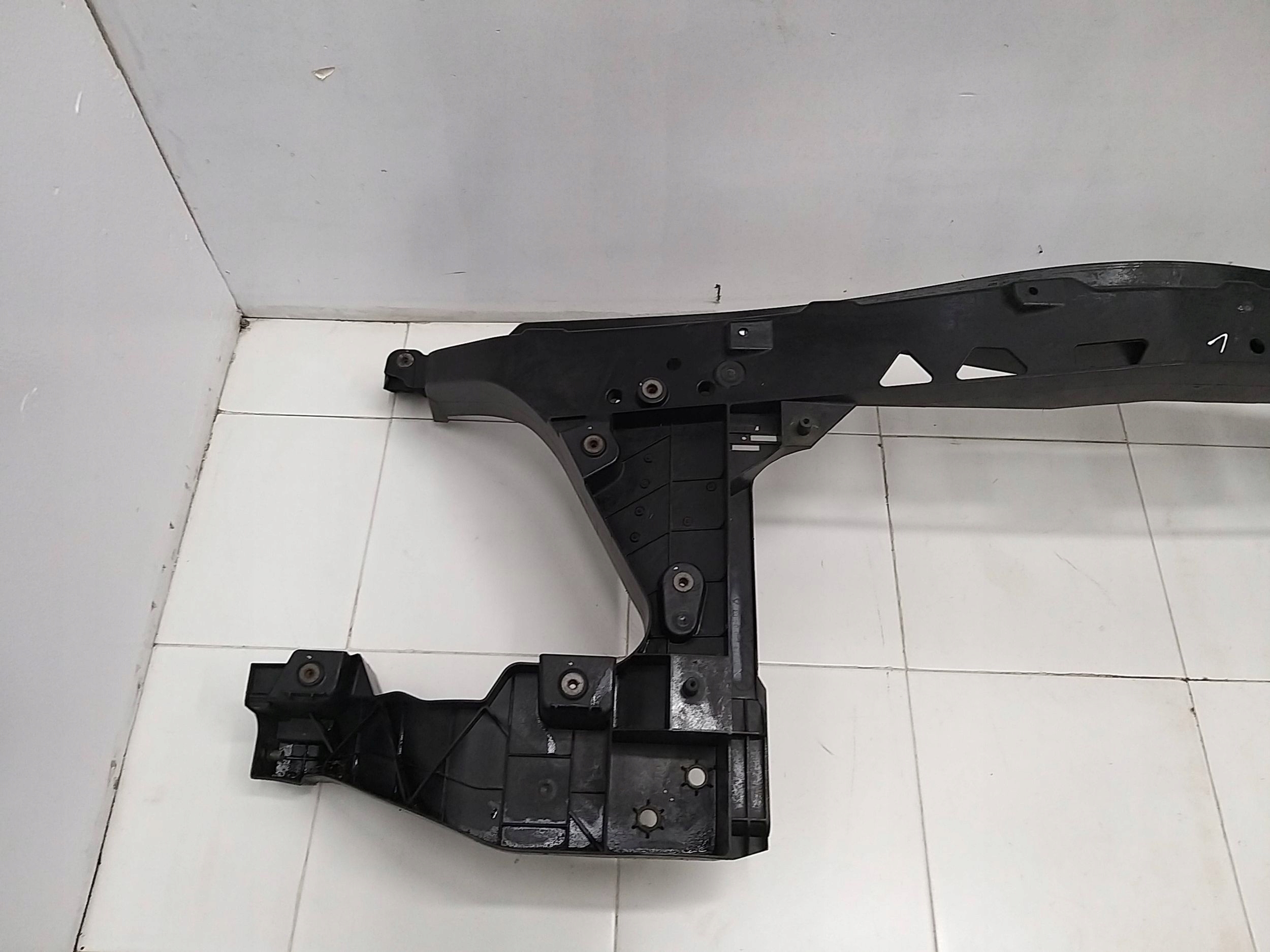 MERCEDES SPRINTER W906 906 CRAFTER 06- support panel for radiators pillar A9068800103