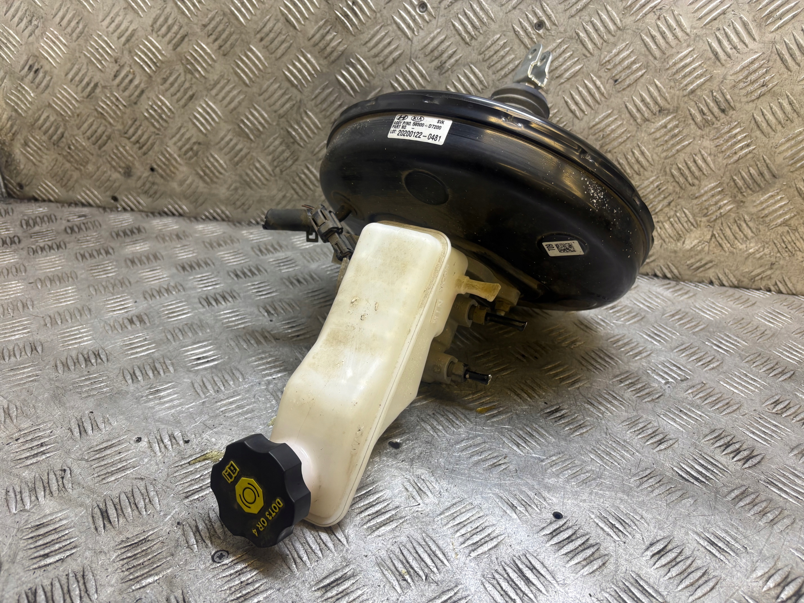 Servo HYUNDAI TUCSON III 2018 58500-D7200