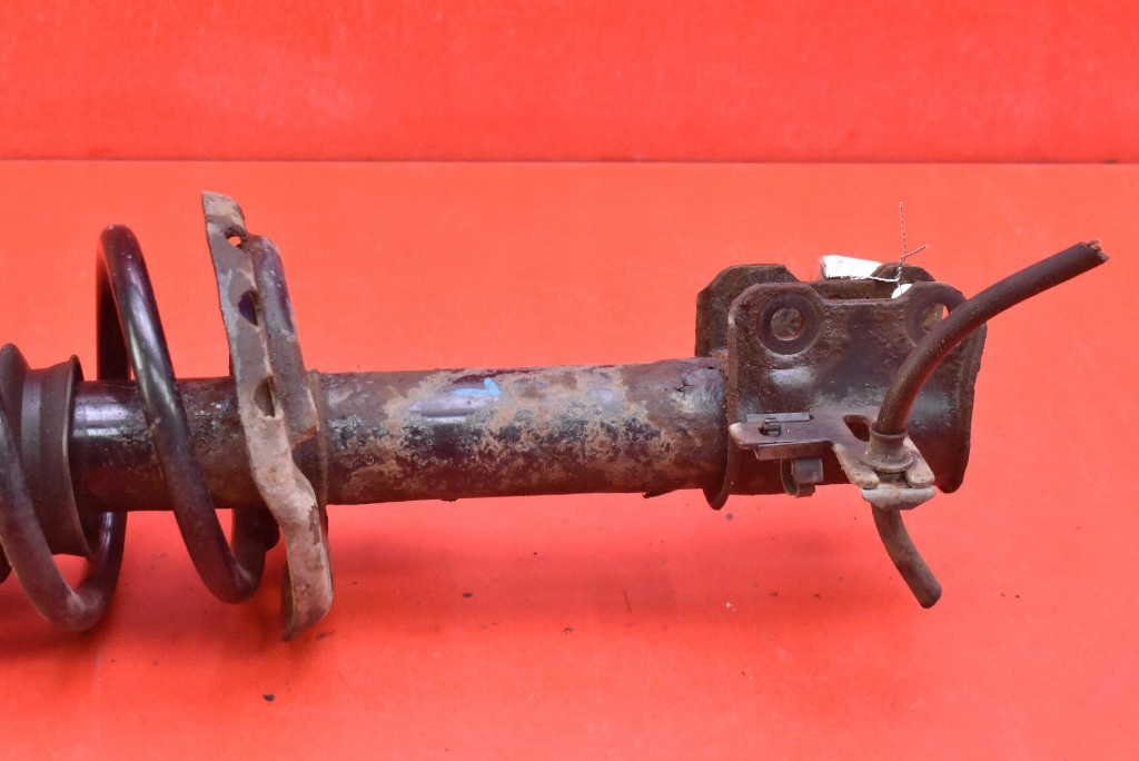 shock absorber left front OPEL MERIVA B 1.7 CDTI 100 KM 10-14