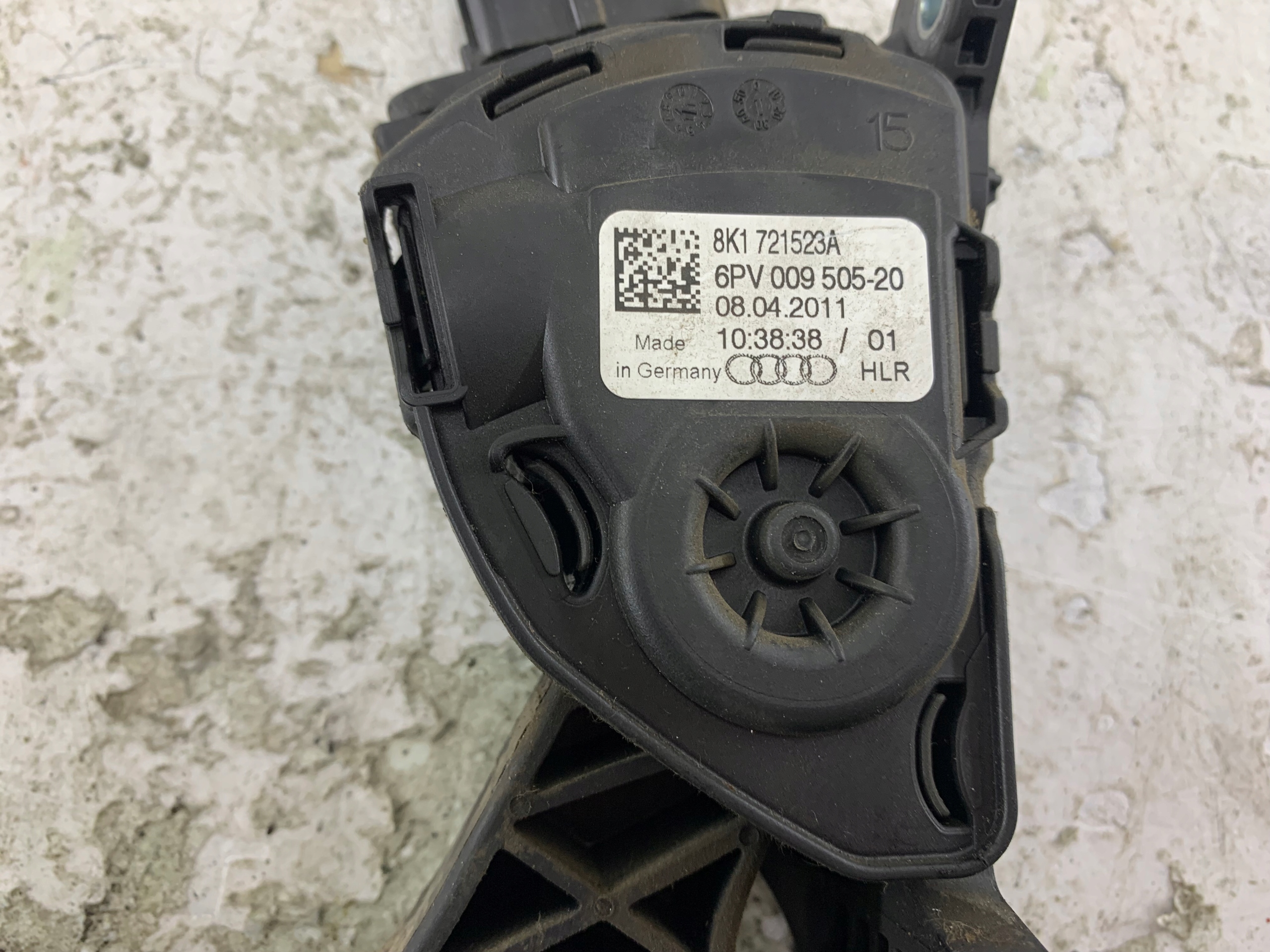 AUDI A4 B8 accelerator pedal potentiometer 8K1721523A