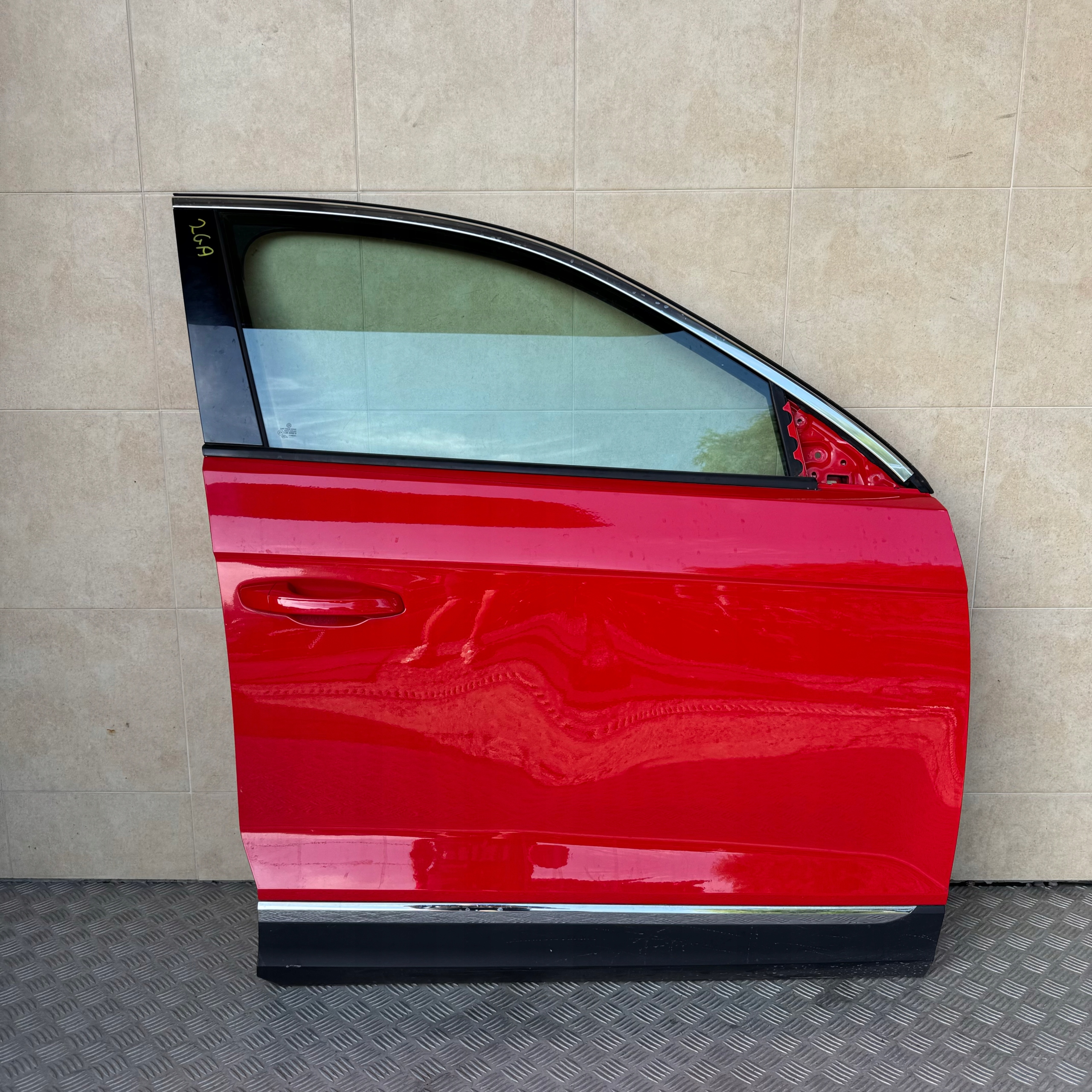 ДВЕРІ СПЕРЕДУ ПРАВЕ VW VOLKSWAGEN T-ROCga 2019 РІК