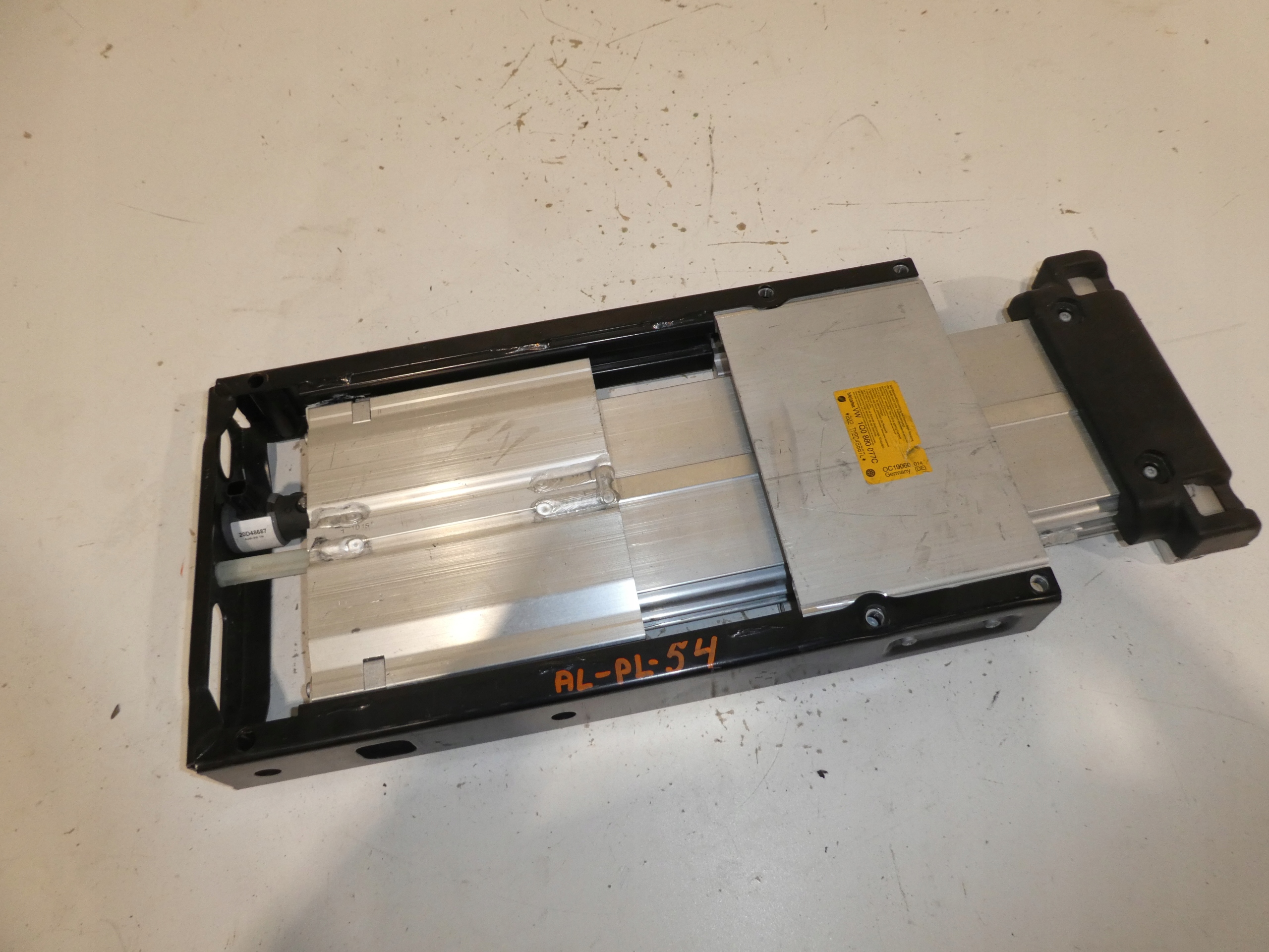 PALAK PRZECIWKAPOTAZOWY dach VW EOS 1Q0880077C