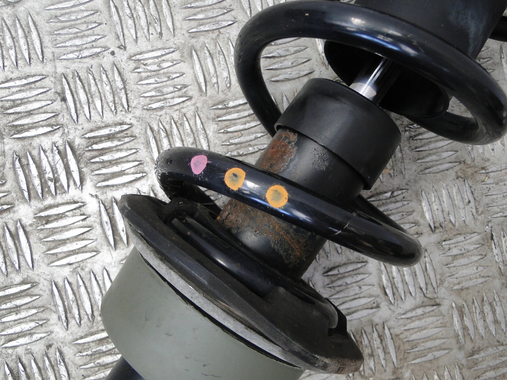 AMOTRYZATOR A6 C7 4G0 4G 2014 3.0TDI 8K0413 4G0031D Numer katalogowy oryginału 8K0413 4G0031D