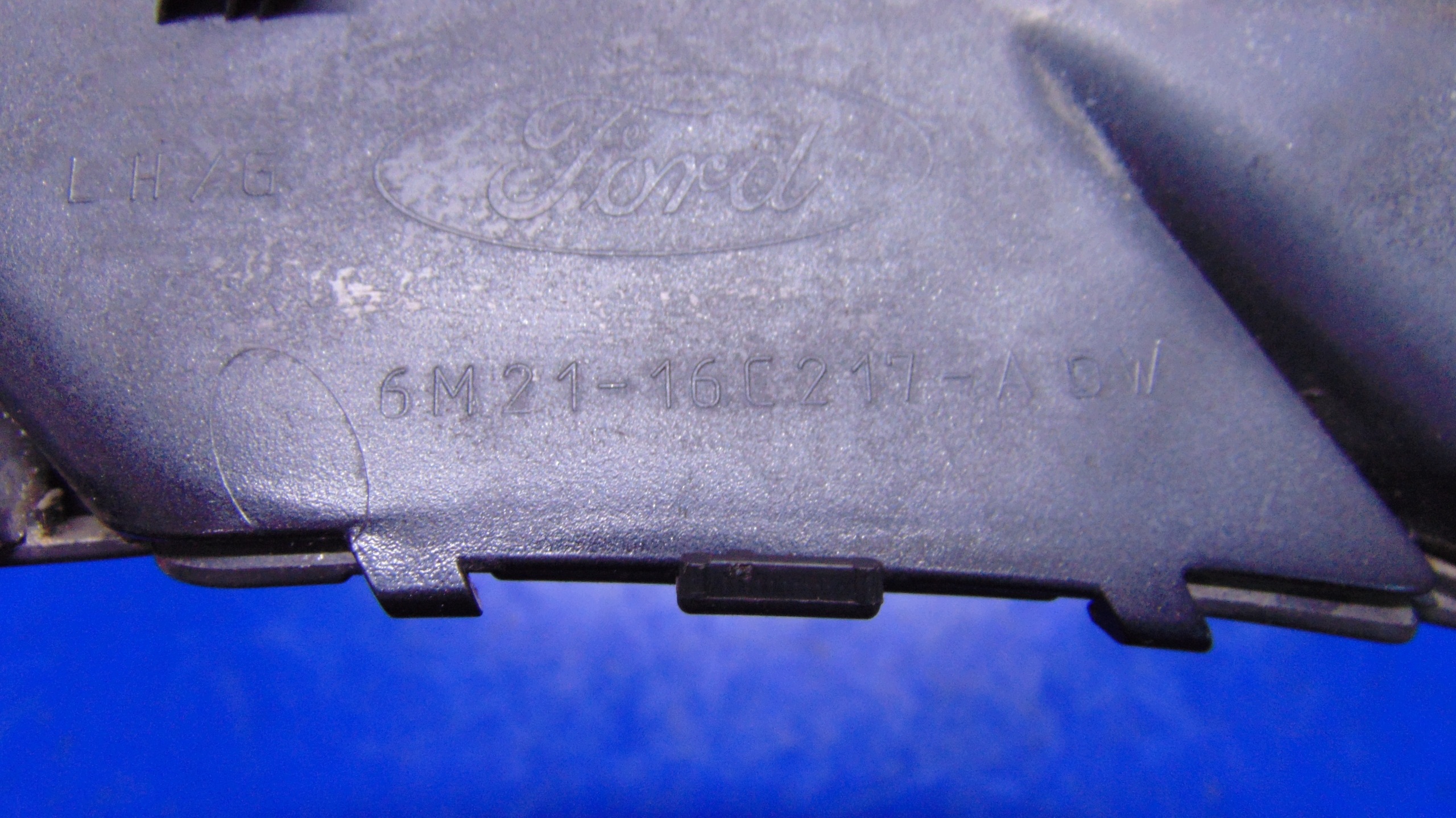 mřížka přívod blatníku levý předek FORD S-MAX a 06-14 rok