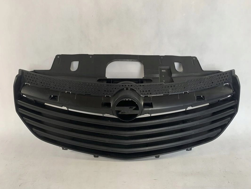 Opel Vivaro B 14r Grille 2014