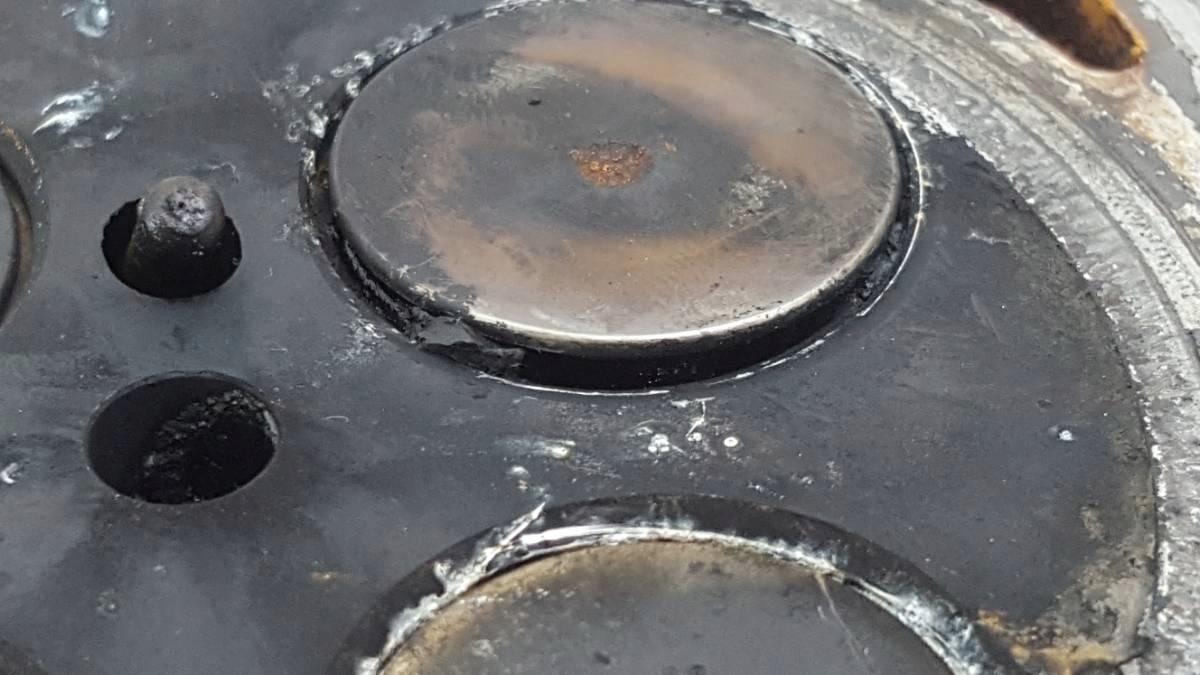 гбц, головка блока цилиндров Audi vw seat 1.6tdi 03L103373A