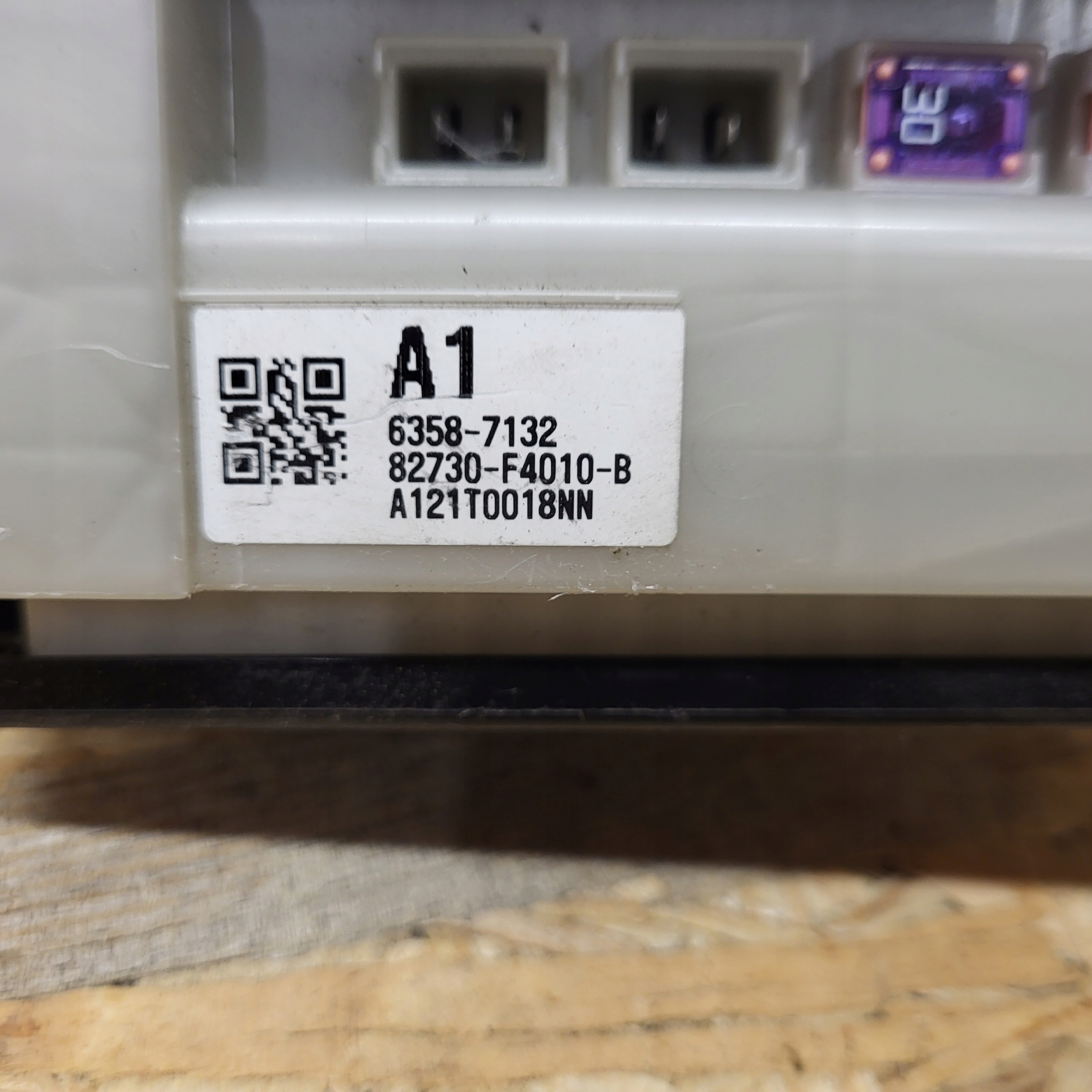 TOYOTA CHR module control unit BSI 89221F4020