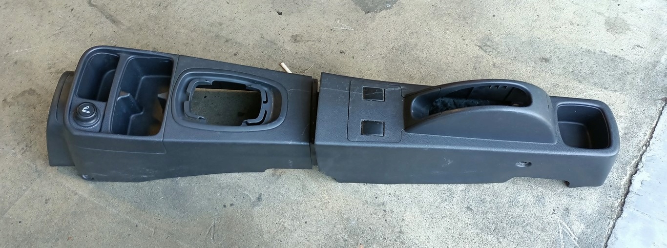 тунель середина suzuki IGNIS