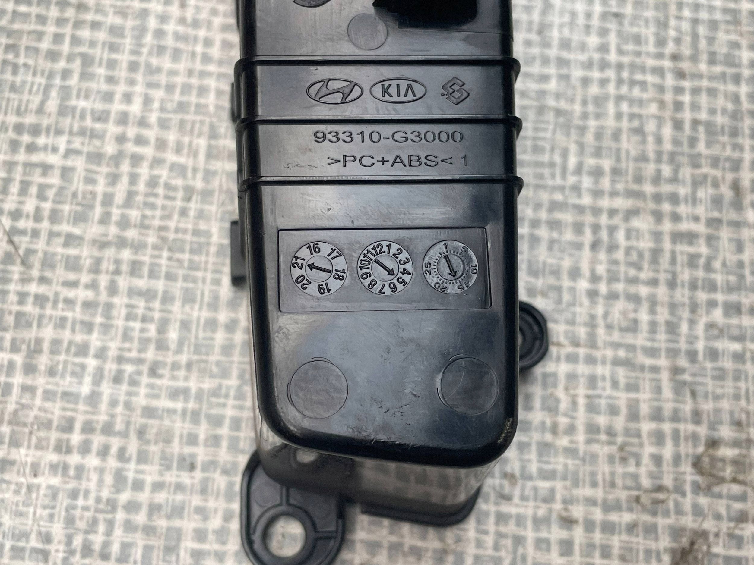 passenger compartment KIESZONKA HYUNDAI I30 93310-G3000 @A