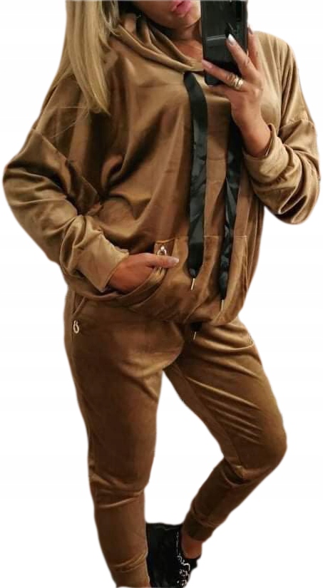 

Welurowy Mięciutki Dres Z Kapturem r50