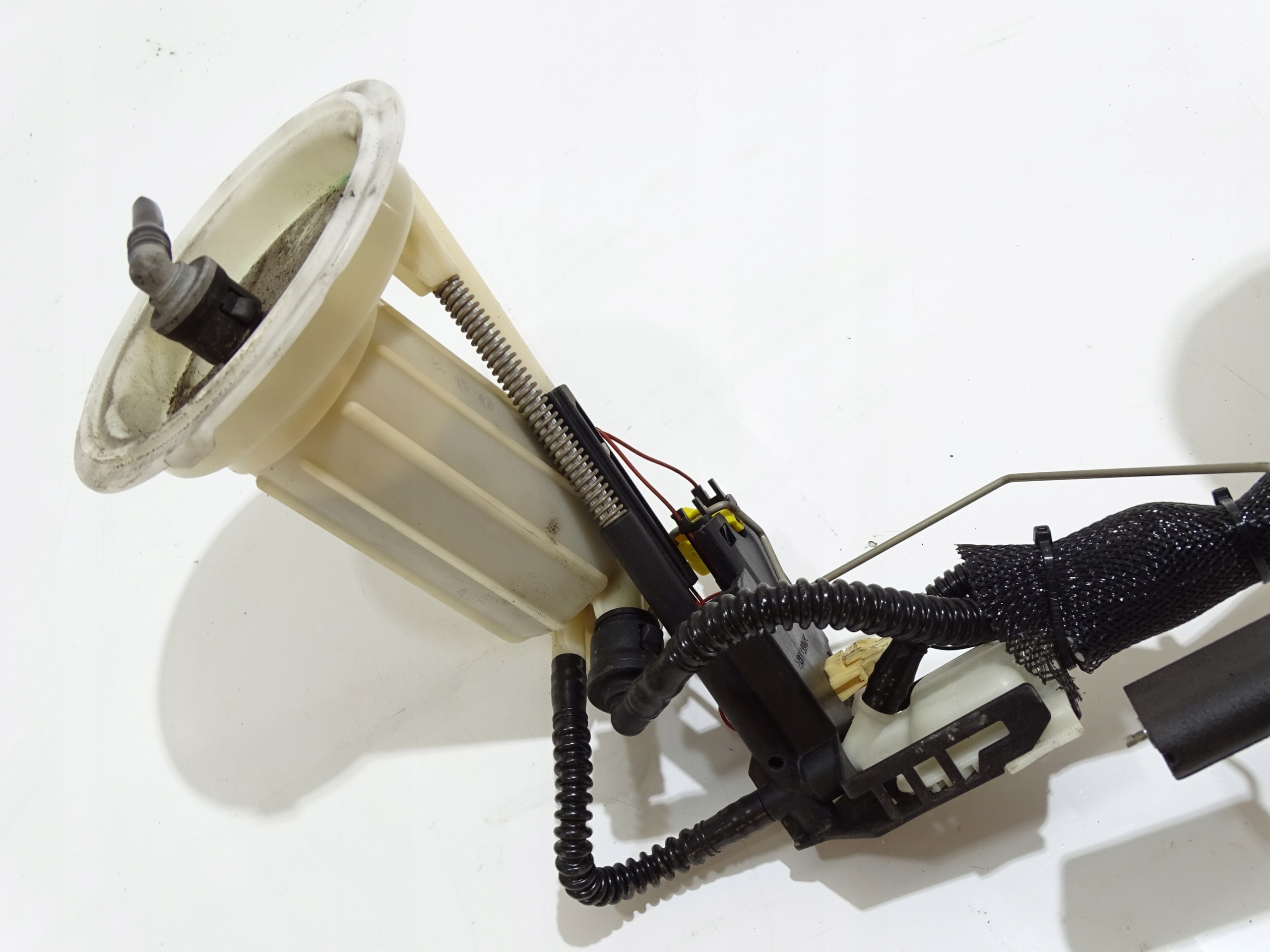 pumpa PLYWAK goriva BMW E60 E61 M54B25 6765778 ( 4817865)