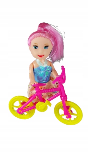 Szafa garderoba z dwiema lalkami Bohater brak