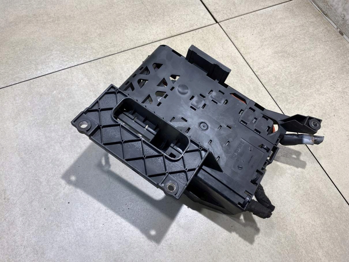 Module fusibles AUDI Q7 4L 3.0 TDI 7L0937548C