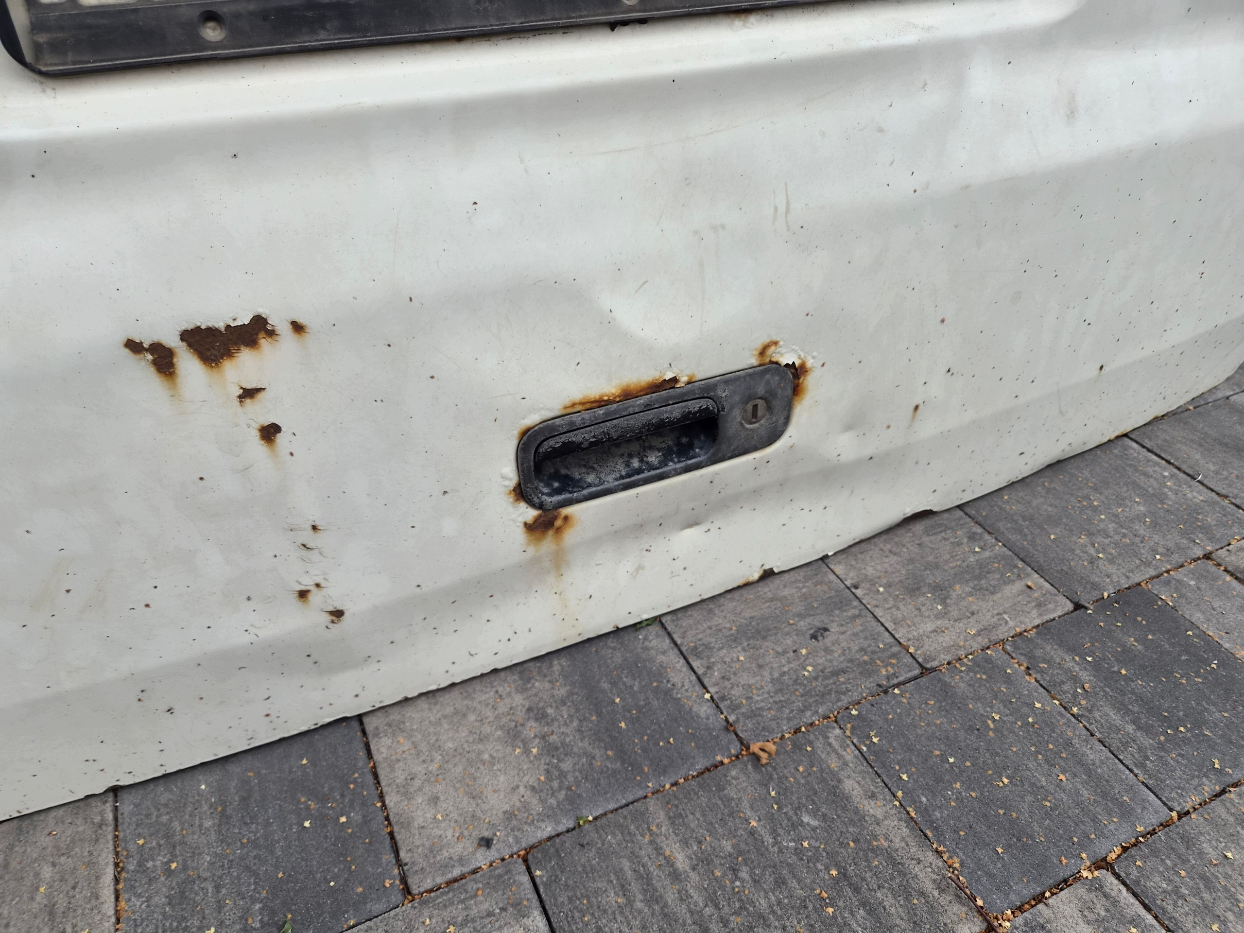trunk door cover boot rear part VW T5 T5 LIFT biala