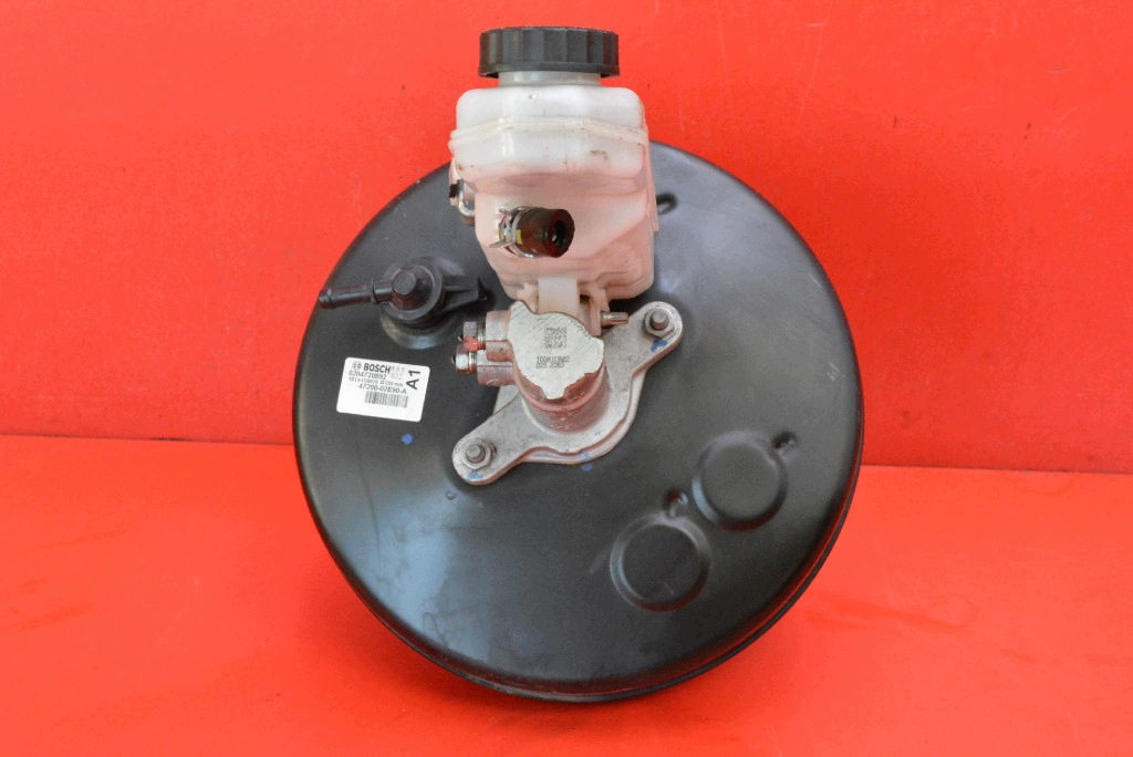 servo Servofreno 47200-02E90-A TOYOTA COROLLA E18 1.6 VALVEMATIC 132KM