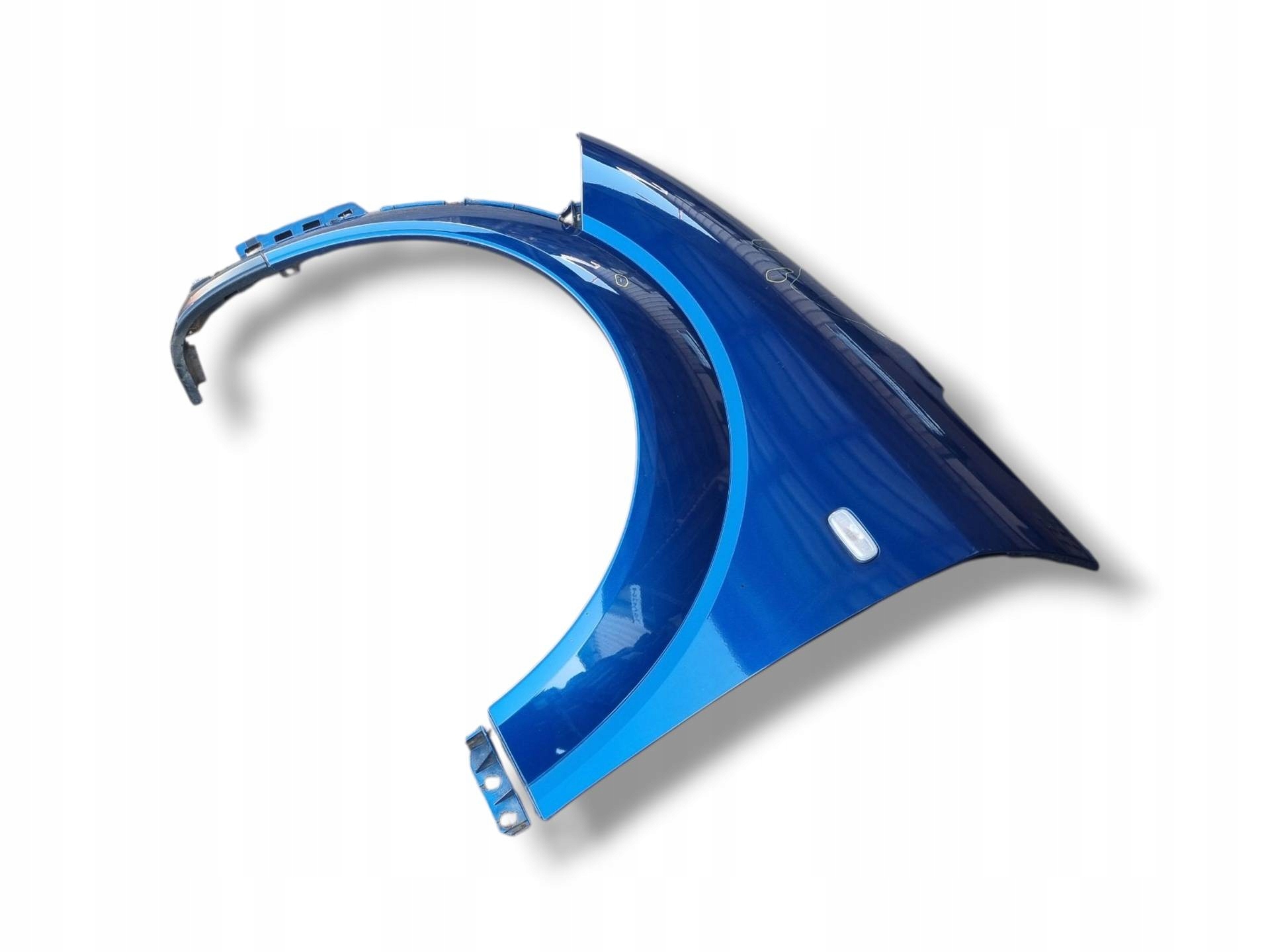 fender front left side Audi A2 8Z 2003 8Z0821105C