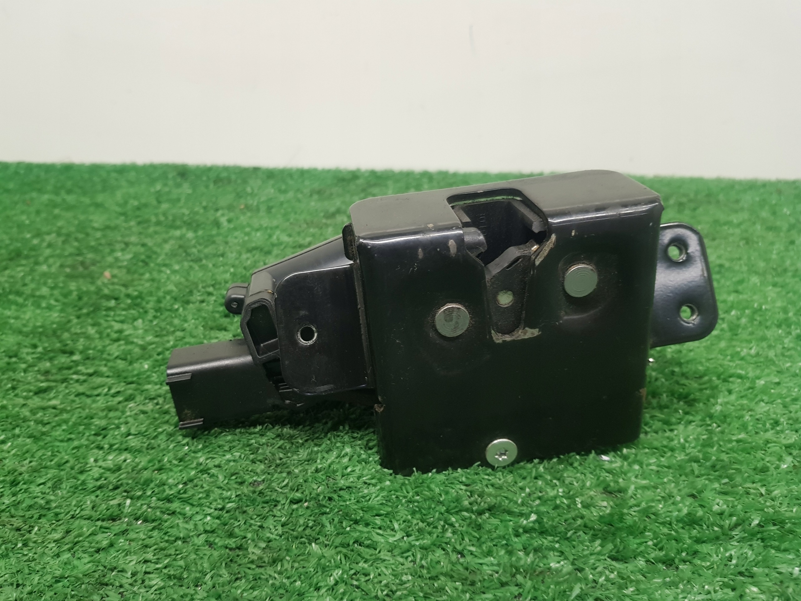 lock bonnet boot OPEL INSIGNIA 13503467