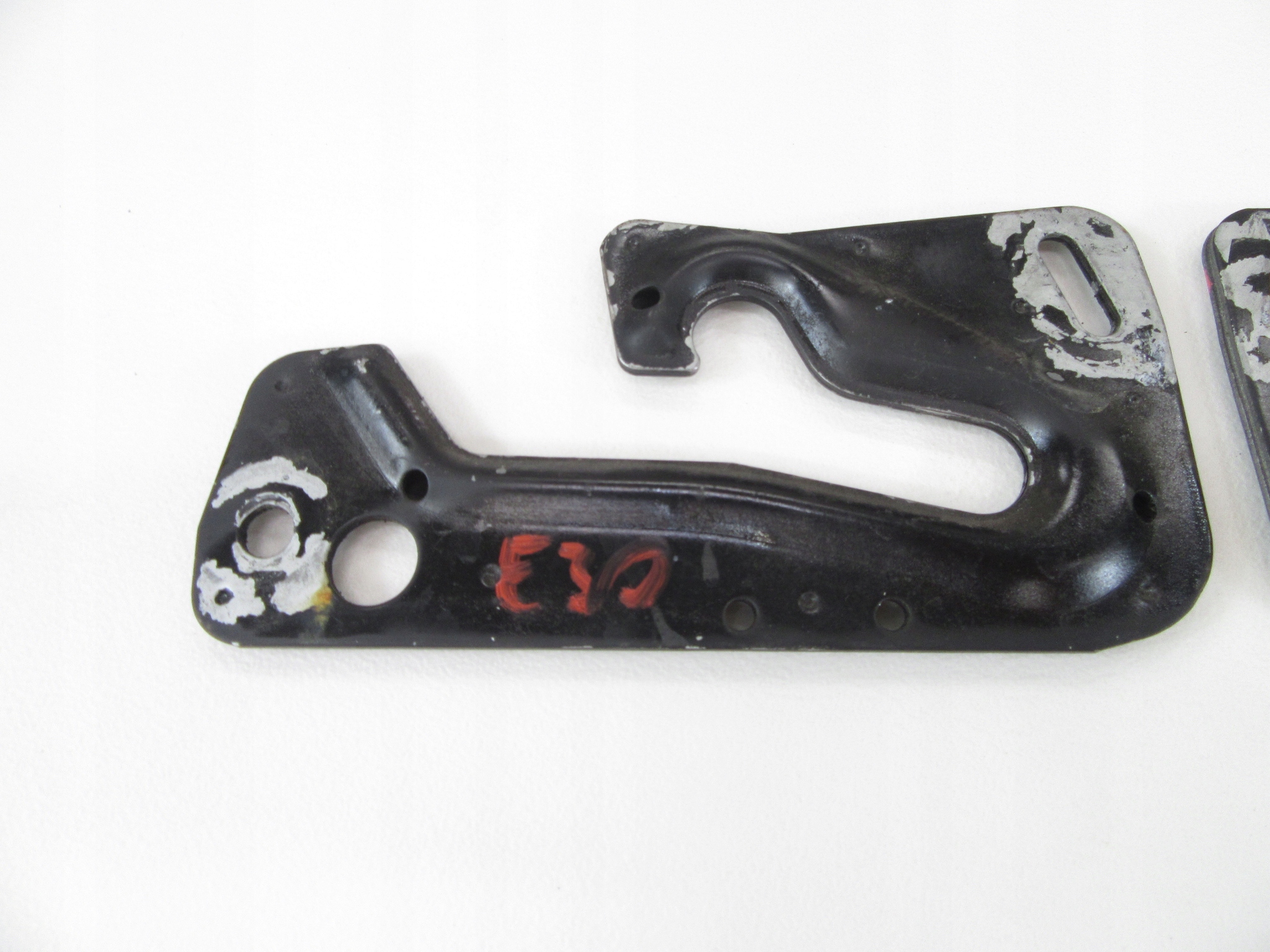 Zapadka hook bonnets BMW 3 e30