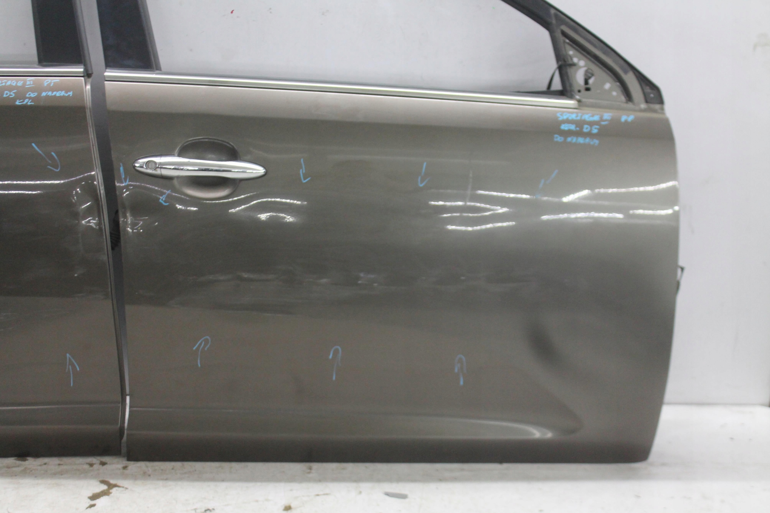 door right front right front KIA SPORTAGE III of wheels. D5 10-14