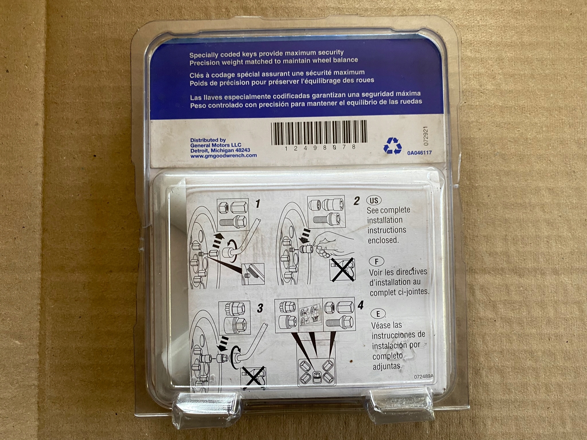 Opel mokka NAKRĘTKI ZABEZPIECZAJĄCE KOŁA Producent Opel OE