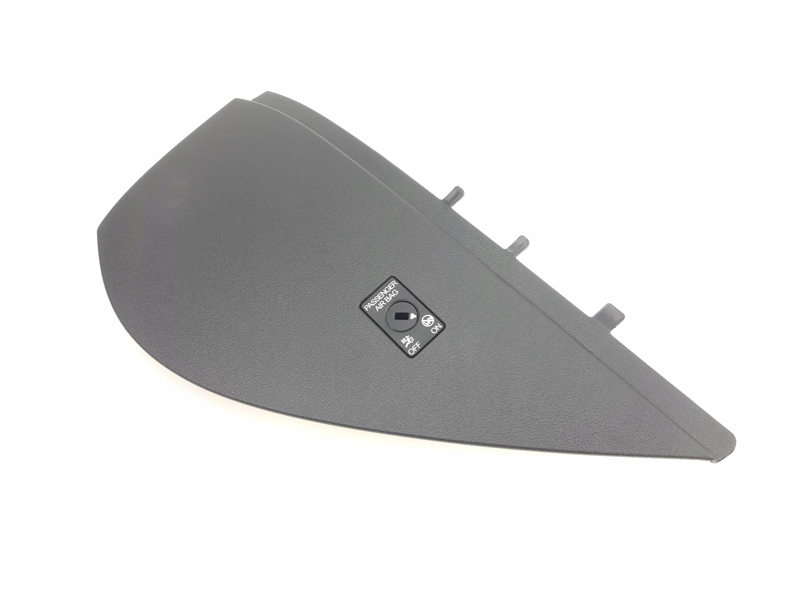 OSŁONA ZAŚLEPKA KONSOLI PRAW VW TOUAREG 761858248A