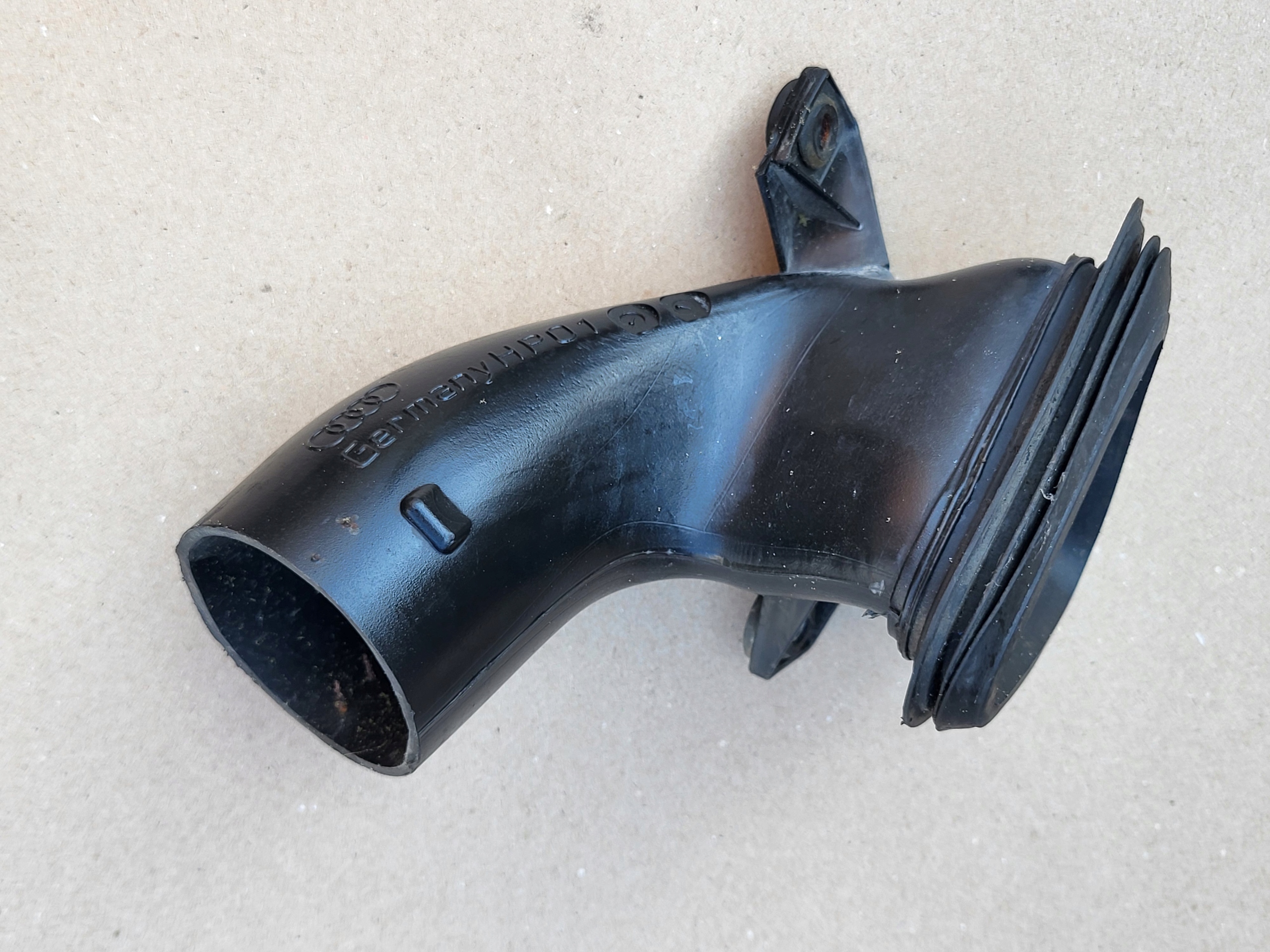 pipe wiring air hose drain AUDI A6 C6 4F 4F0129604C OE EU