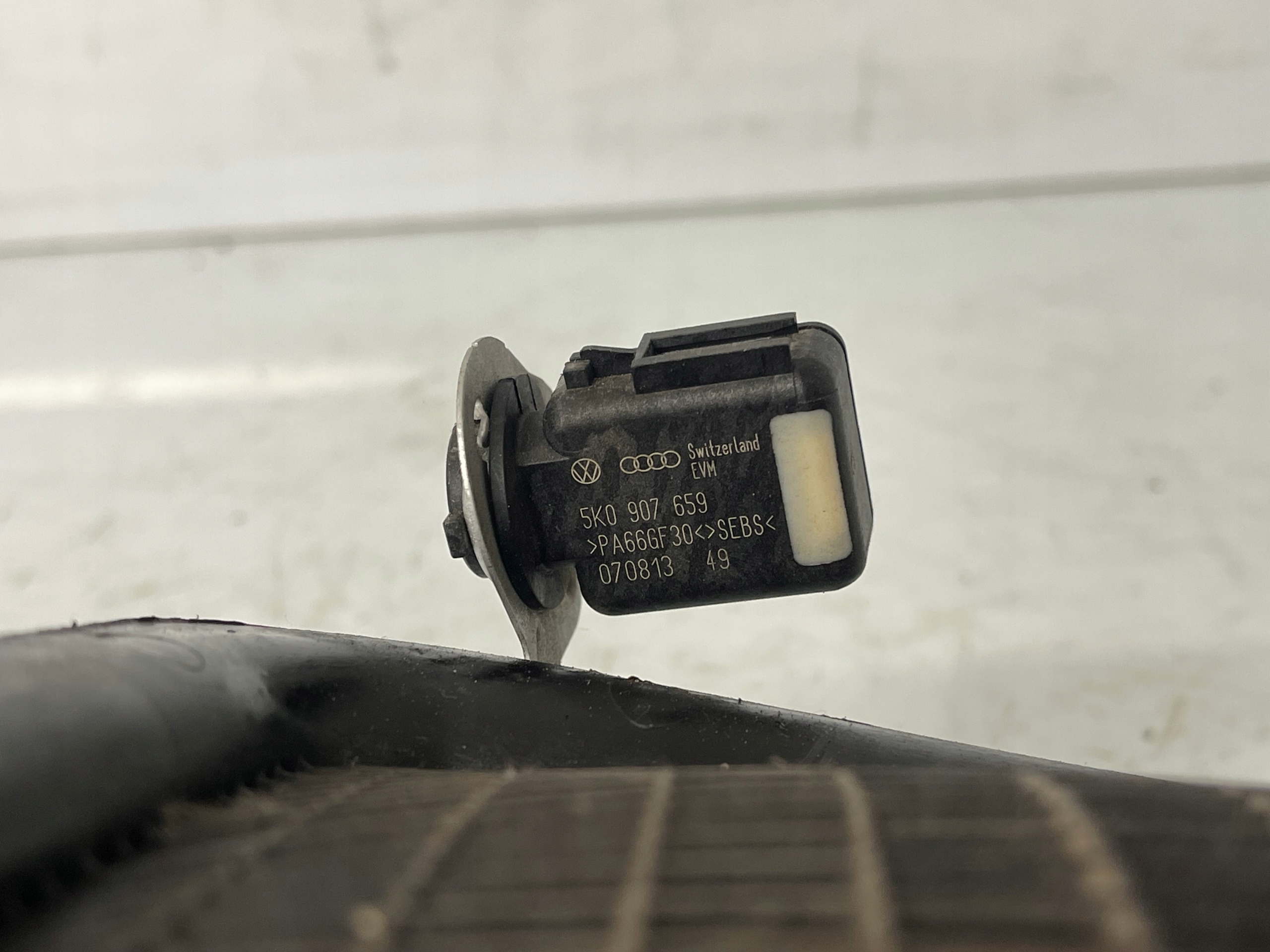 VW SHARAN II 7N 15 R Sensor JAKOSCI luft VW PASSAT B7 5K0907659