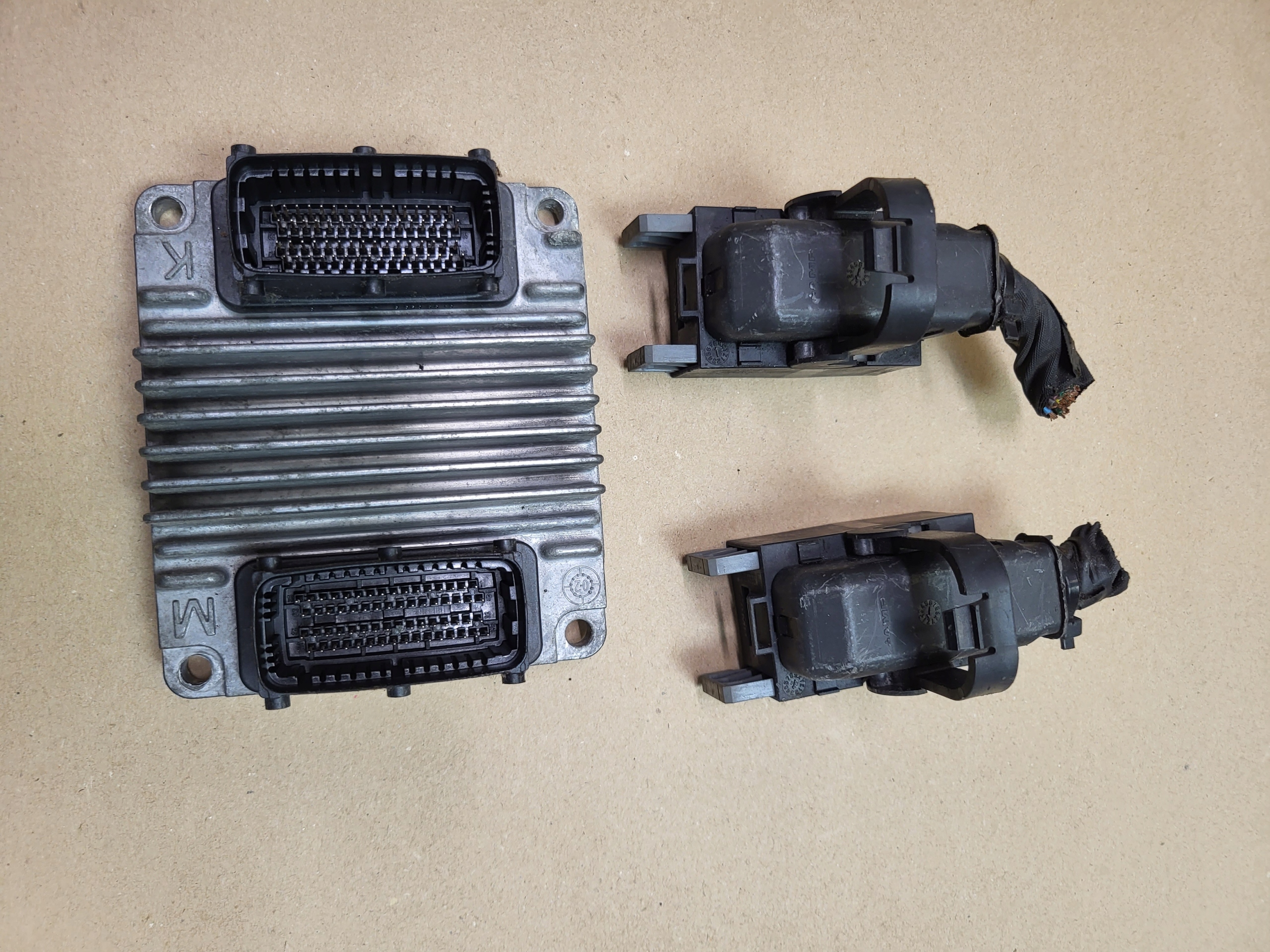 computer control unit of the engine WTYCZKI DAEWOO KALOS 1.4 96394312 XAAS CD OE EU
