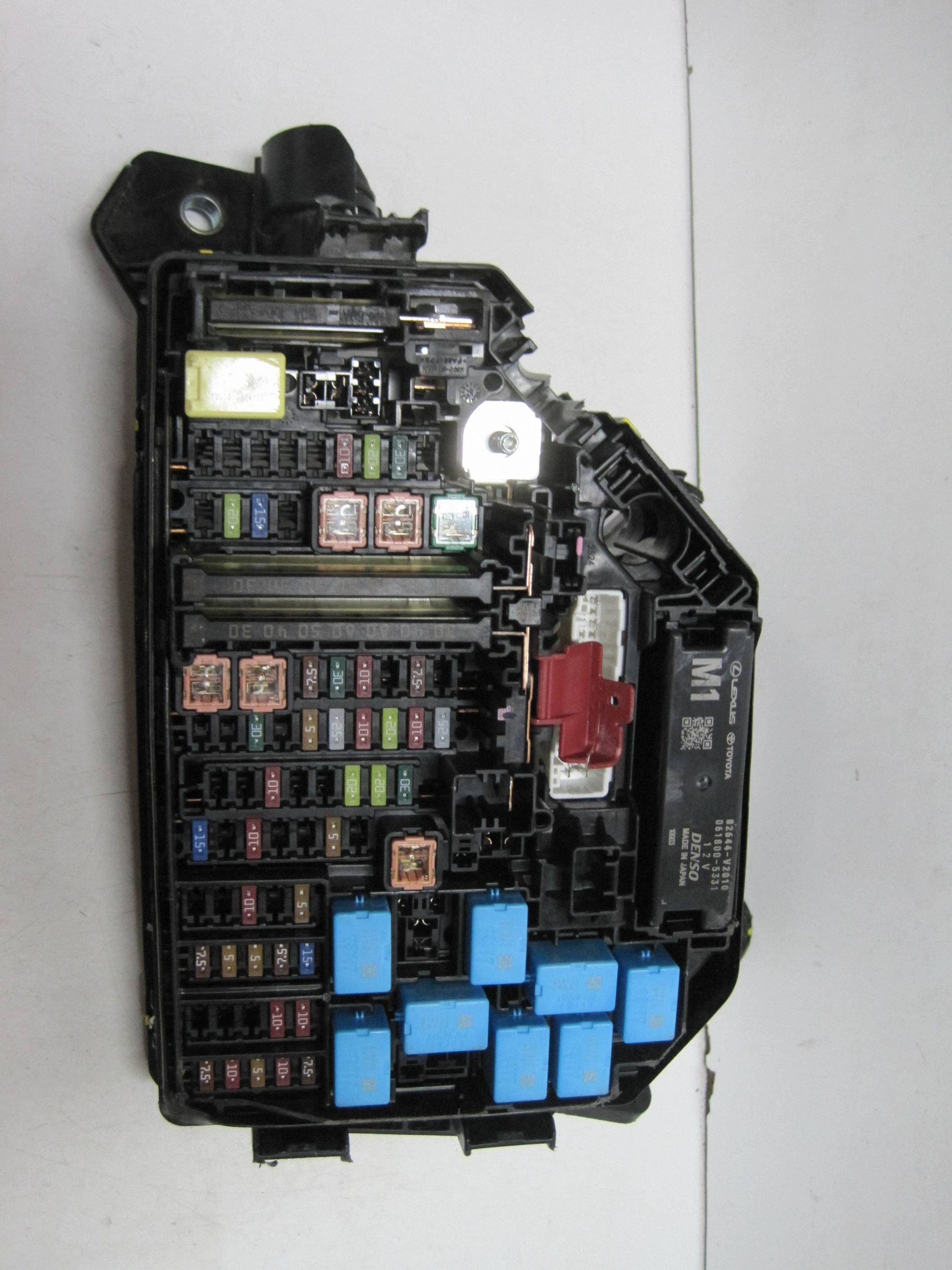 fuse box complete TOYOTA CHR C-HR II 82662F4500