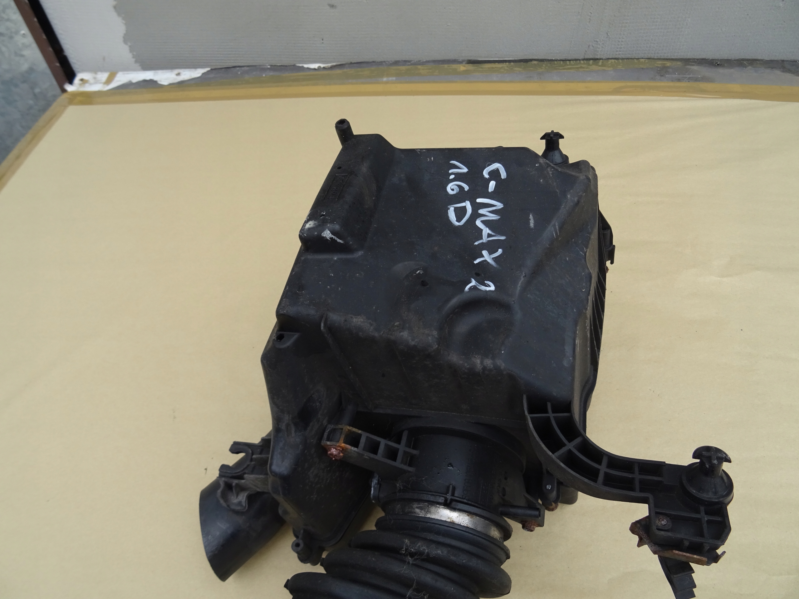 OBUDOWA FILTRA POWIETRZA FOCUS MK3 C-MAX 2 1.6 TDCI Producent części Ford OE