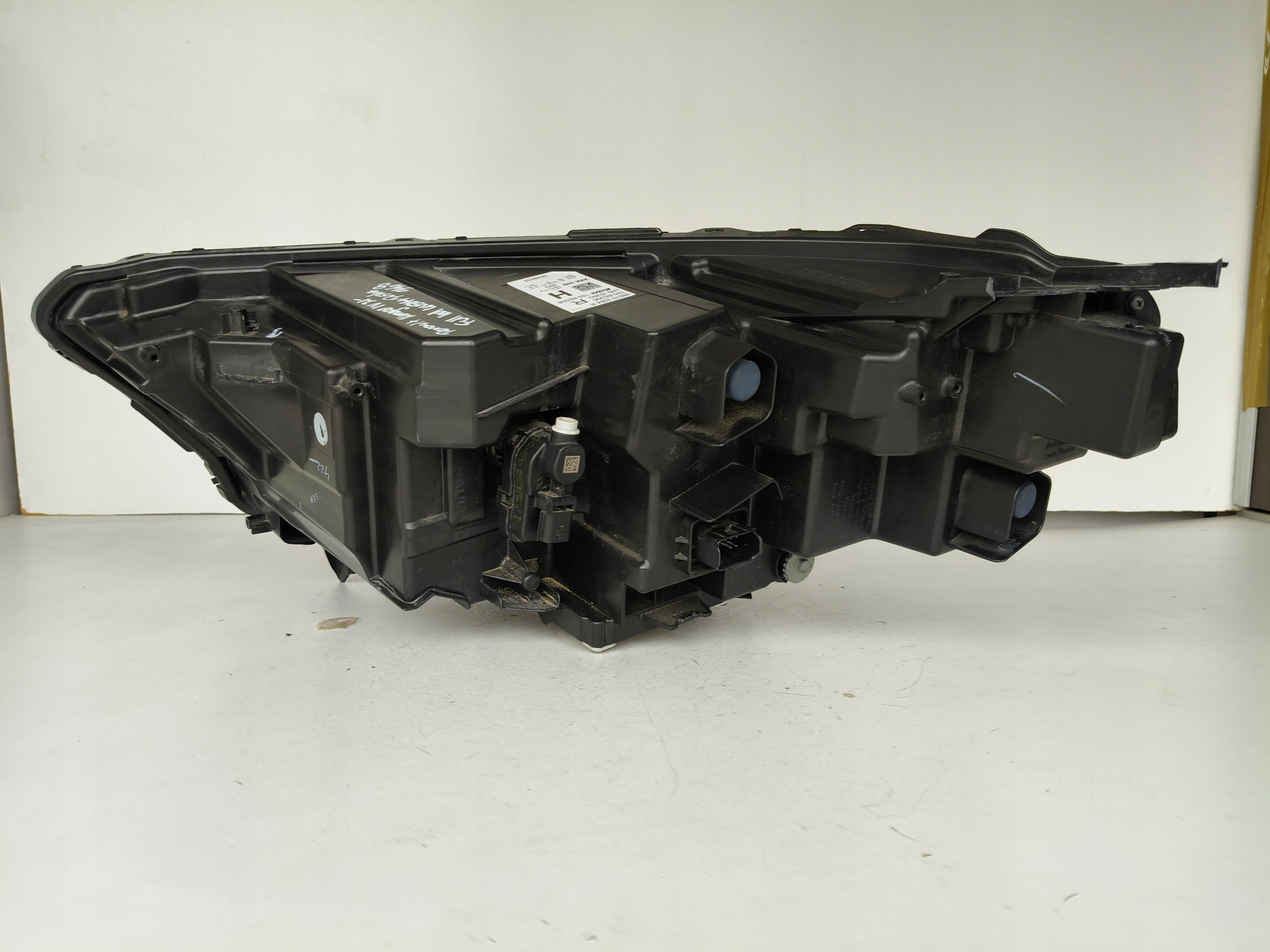 light right REFLEKTOR RENAULT KANGOO IV 21- FULL LED