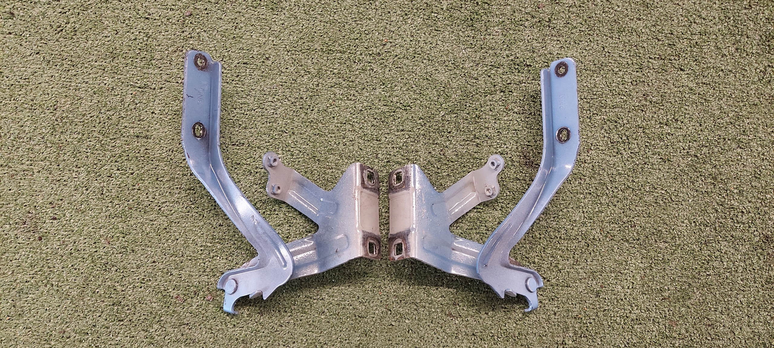 Cerniere cofano NISSAN LEAF ZEO 10-17 LAK: RATK